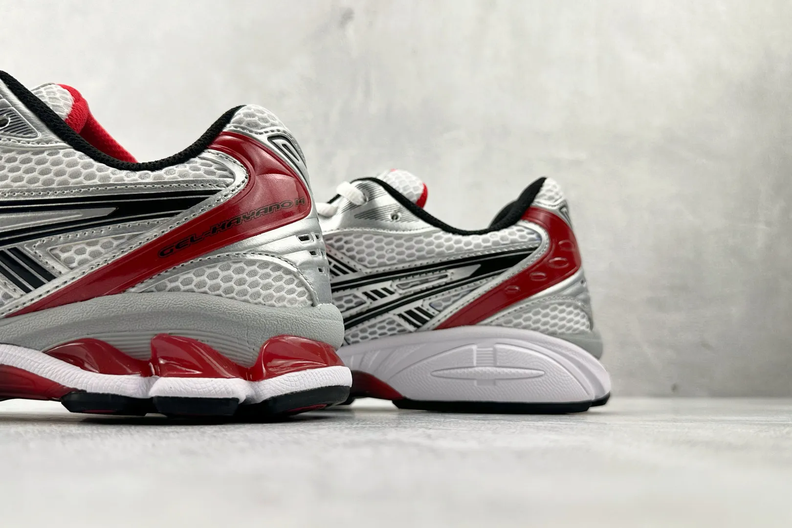 ASICS Gel-Kayano 14 White Red Replica Sneakers – High Quality ASICS Running Replicas Flexible 609