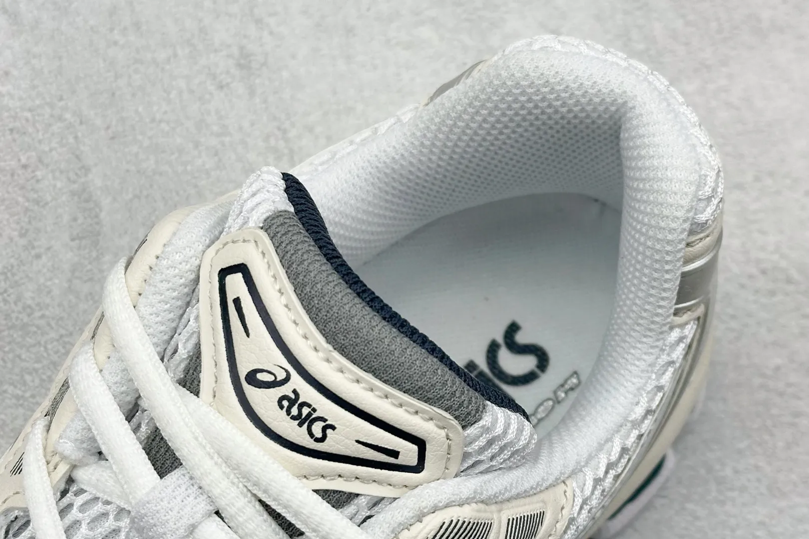 Sustainable ASICS Gel-Kayano 14 White Running Shoes – High Quality Replica ASICS & 1:1 ASICS Sneakers 636