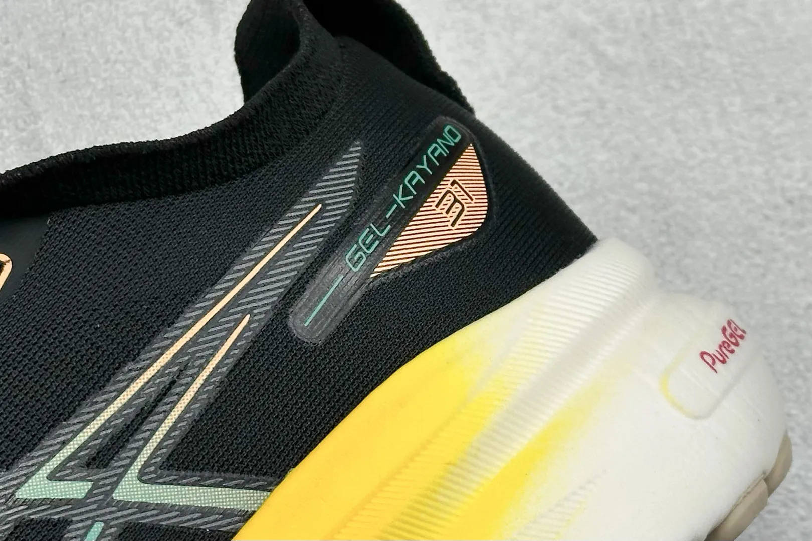 ASICS Gel-Kayano 31 Black Yellow High Quality Replica Sneakers for Running GoAnywhere 634