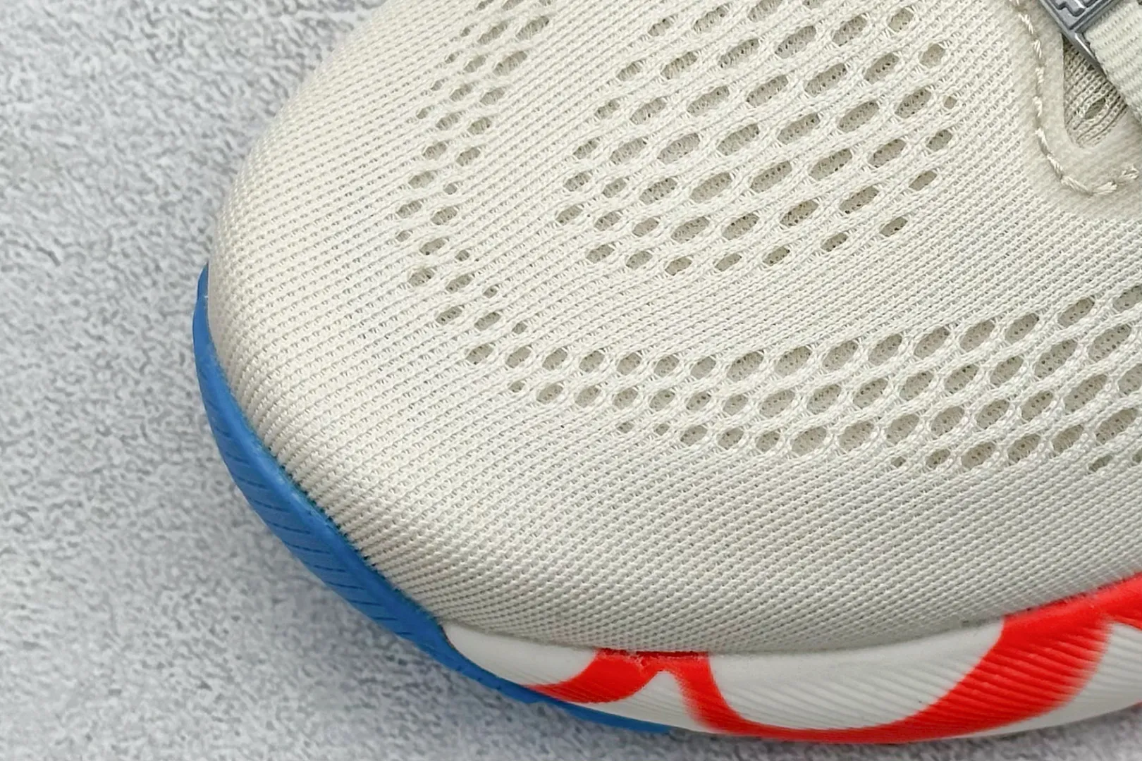 ASICS Gel-Kayano 31 Cream Red Blue Replica Sneakers – High Quality ASICS Running Replicas Durable 627