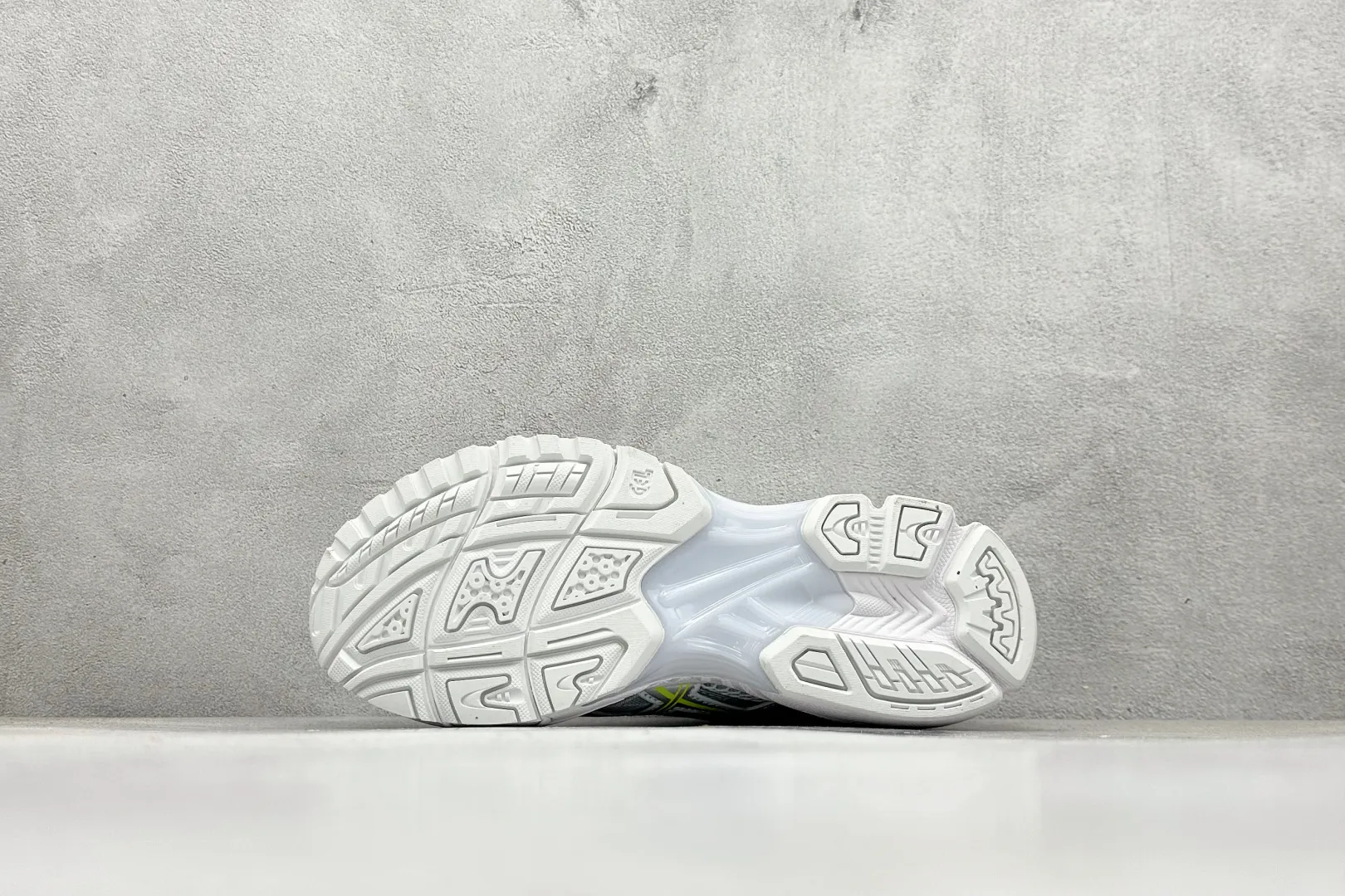 Sleek ASICS Gel-Nimbus 10.1 White Running Shoes – High Quality Replica ASICS & 1:1 ASICS Sneakers with  Rep Shoes 665