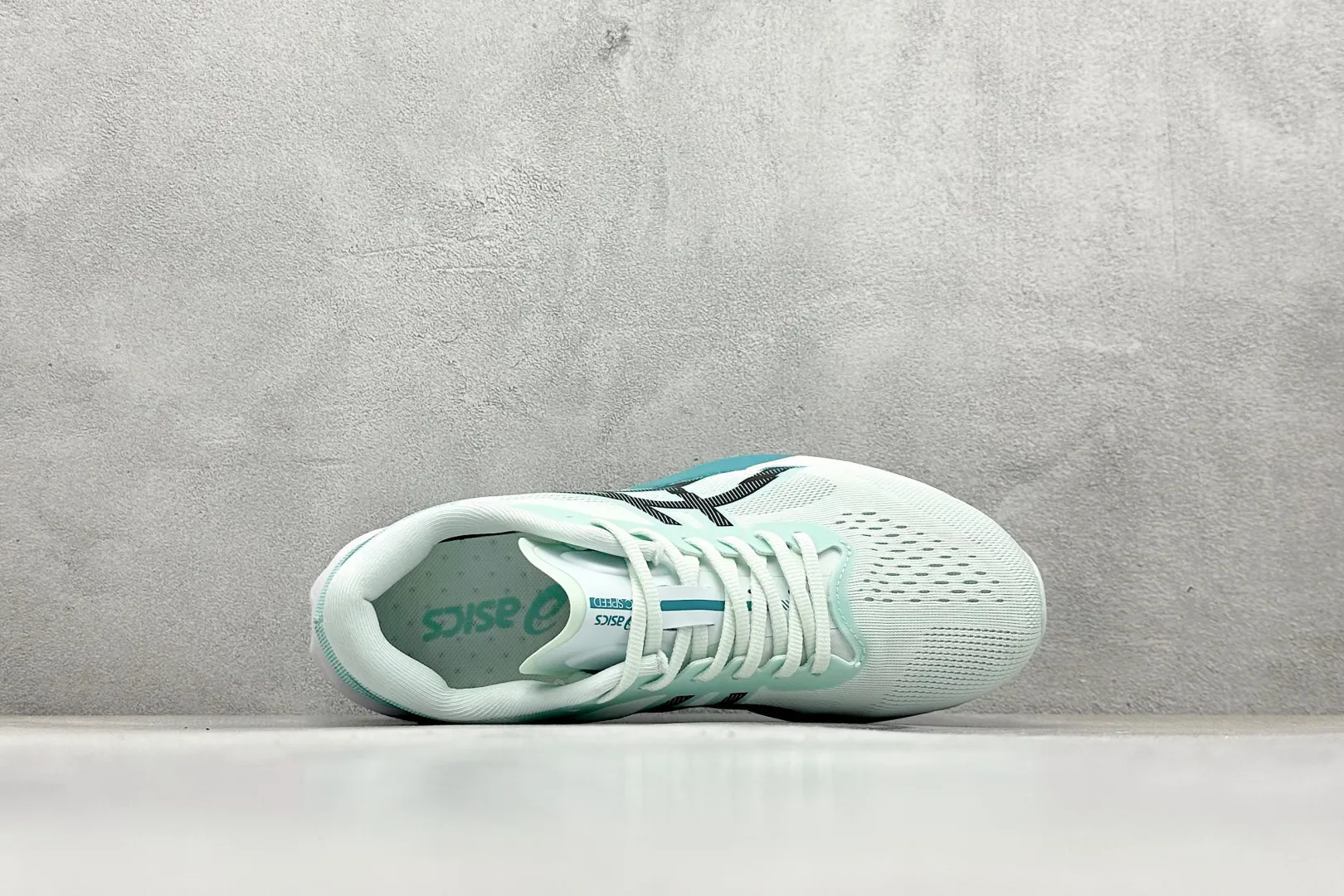 Trendy ASICS Magic Speed 4 White Green High Quality Replica Sneakers for Running 696