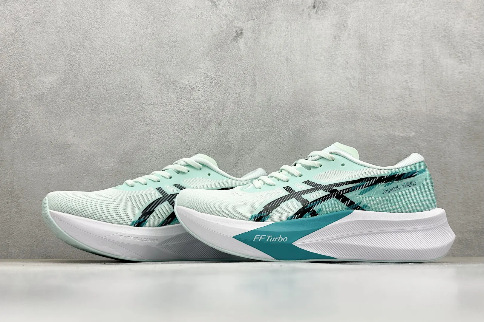 Trendy ASICS Magic Speed 4 White Green High Quality Replica Sneakers for Running 696