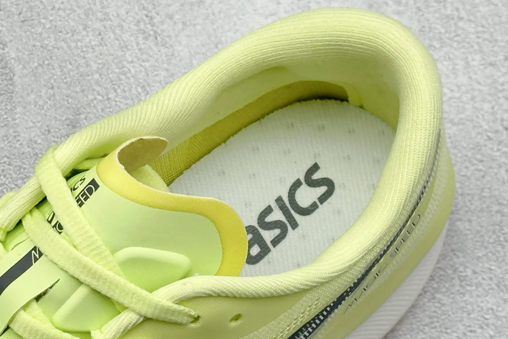 Premium ASICS Magic Speed 4 Yellow Running Shoes – High Quality Replica ASICS & 1:1 ASICS Sneakers 692