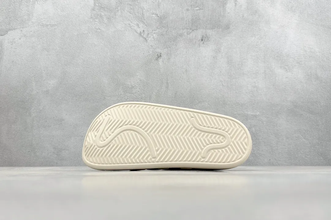 Fashionable Adidas Adilette Clogs Beige Blokecore Style –  Adidas Replica Shoes 460