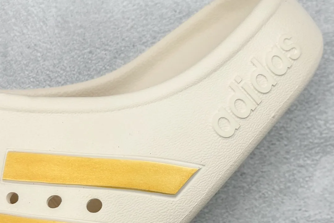 Fashionable Adidas Adilette Clogs Beige Blokecore Style –  Adidas Replica Shoes 460