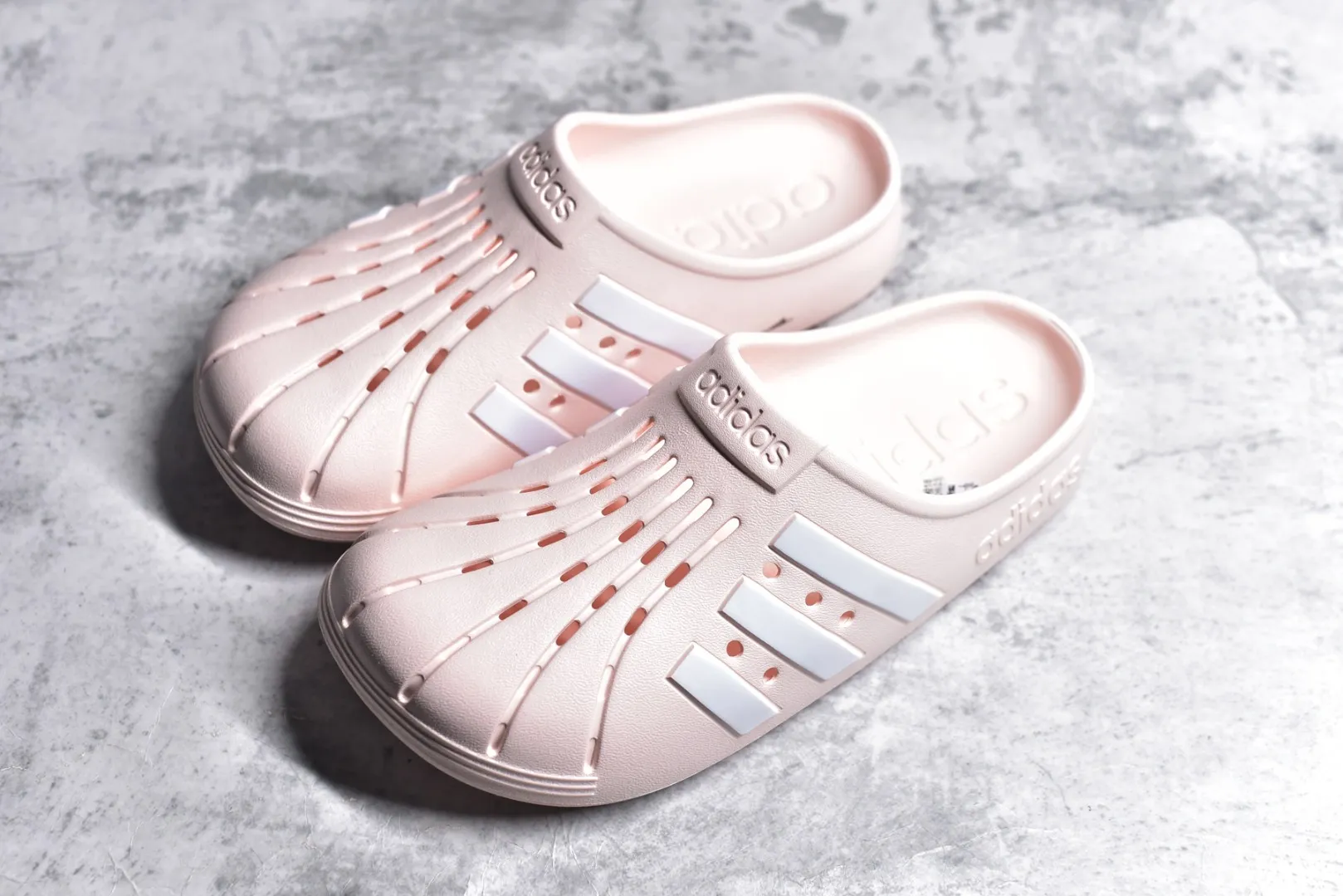 Chic Adidas Adilette Clogs Pink Blokecore Style –  Adidas Replica Shoes 462
