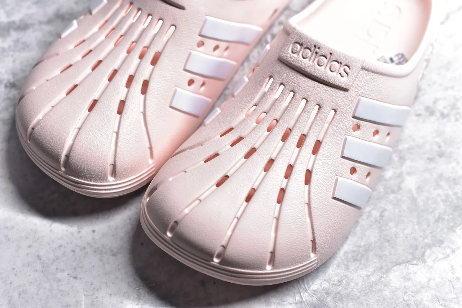 Chic Adidas Adilette Clogs Pink Blokecore Style –  Adidas Replica Shoes 462