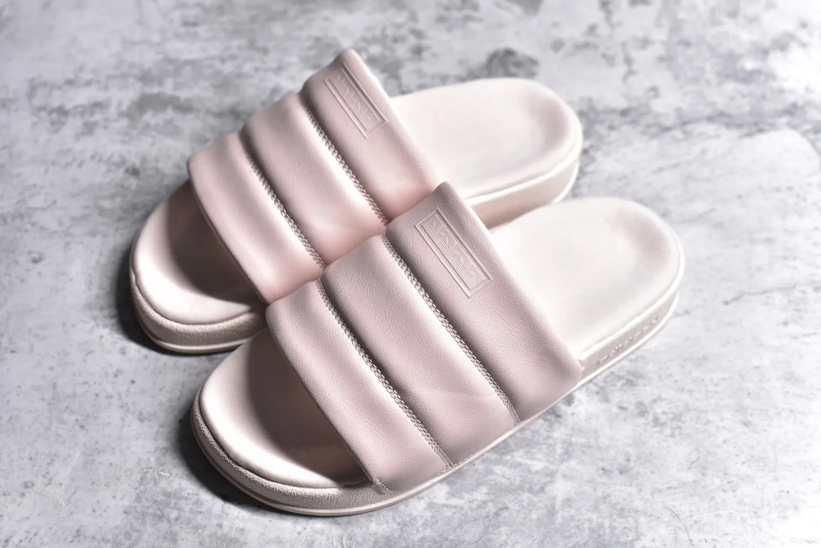 Adidas Adilette Essential HQ8772 Macaron Slide Sandals – Replica Adidas Sneakers Cozy 463