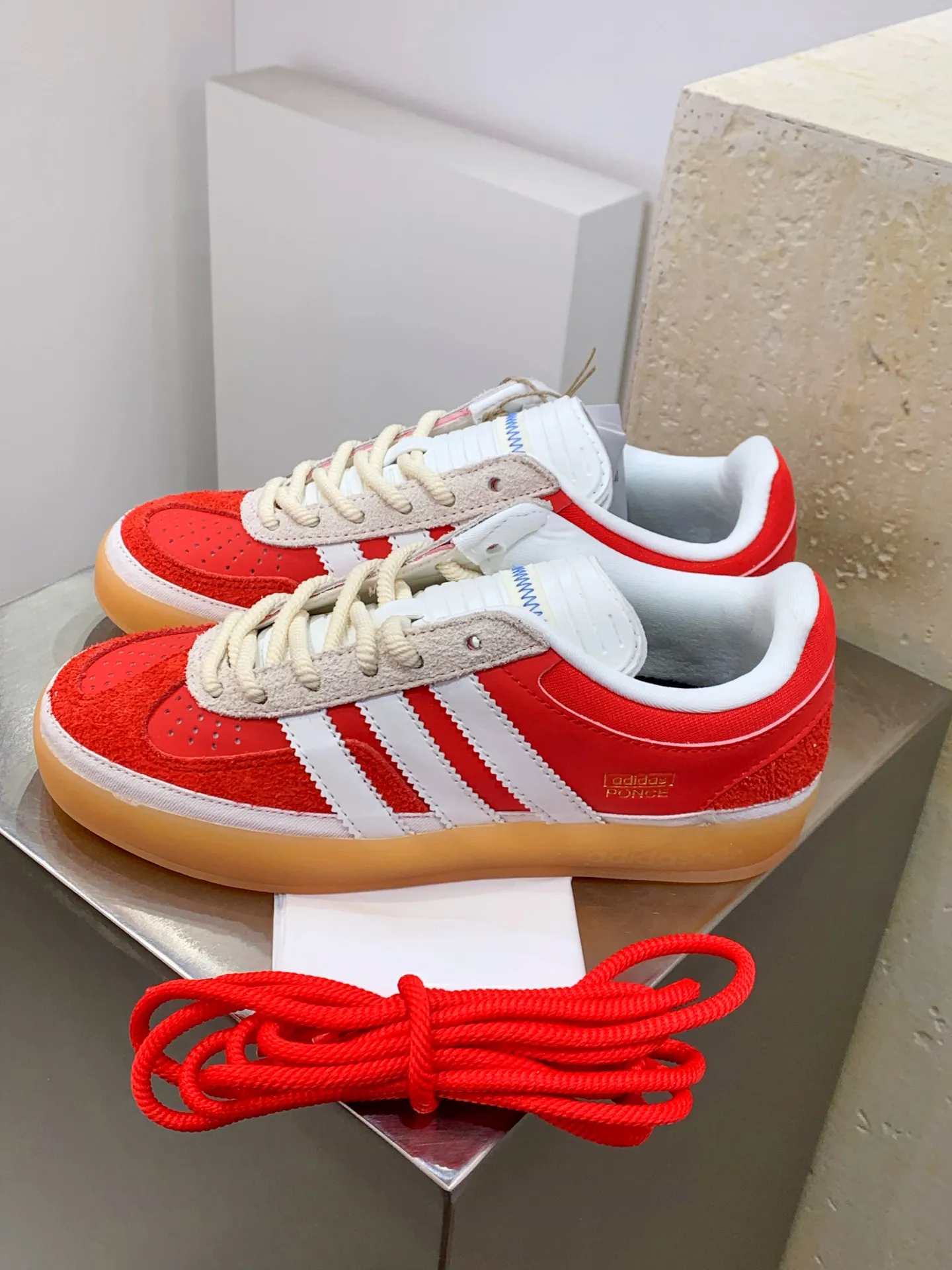 Sporty Adidas Gazelle Indoor Red White Replica Shoes 498