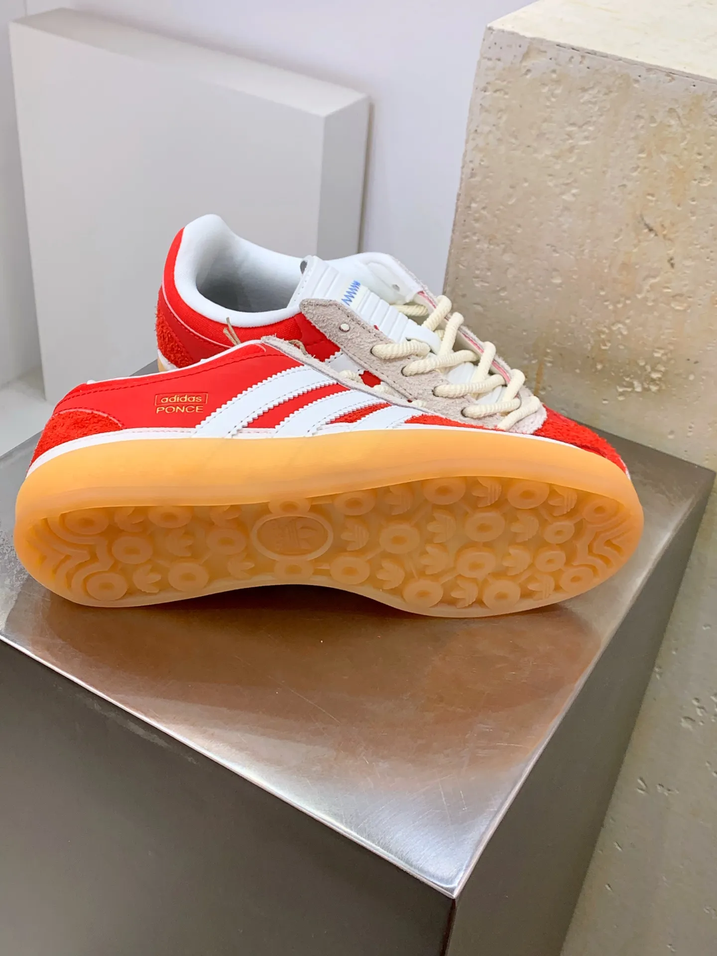 Sporty Adidas Gazelle Indoor Red White Replica Shoes 498