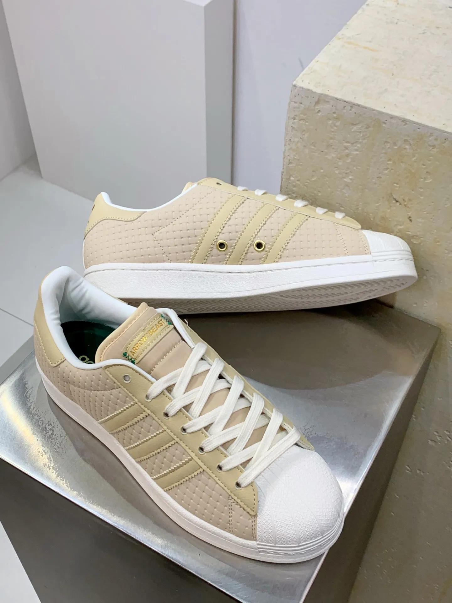 Durable Adidas Originals Superstar 2 Beige Sneakers –  Adidas Replica Shoes 538