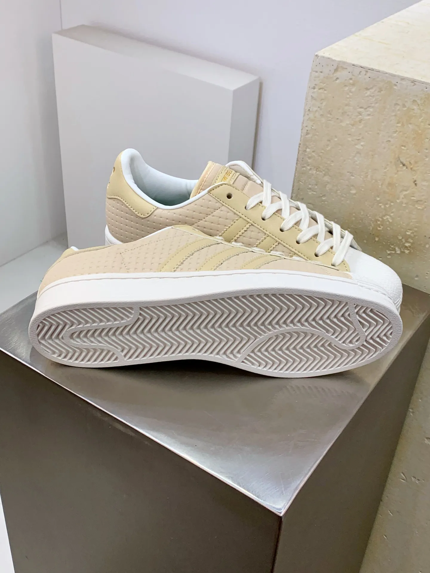 Durable Adidas Originals Superstar 2 Beige Sneakers –  Adidas Replica Shoes 538