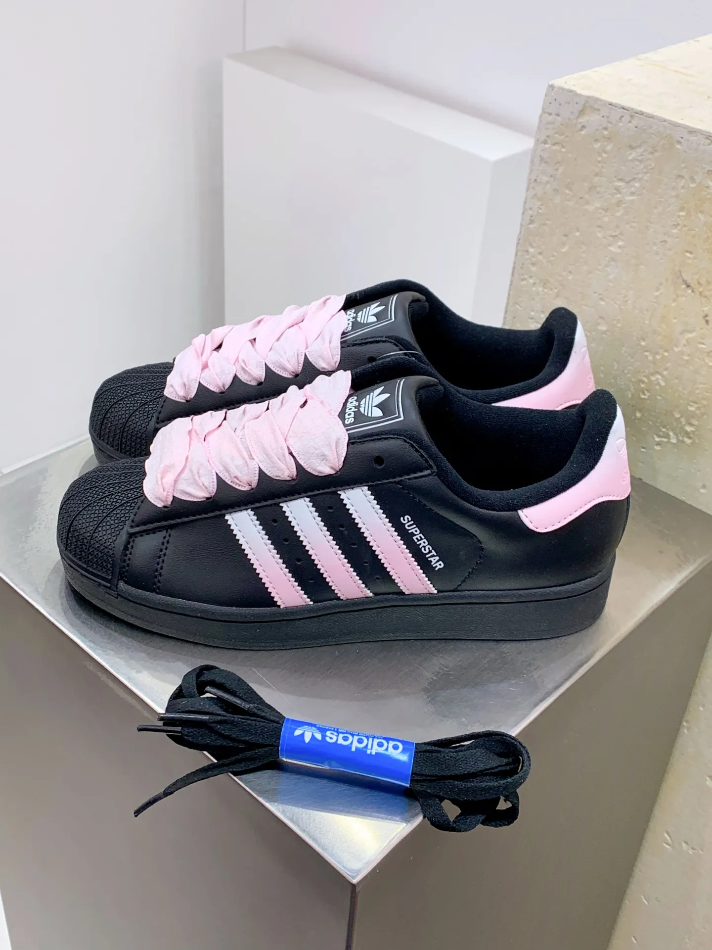 Colorful Adidas Originals Superstar Black Pink Low Shoes – Replica Adidas Edition 559