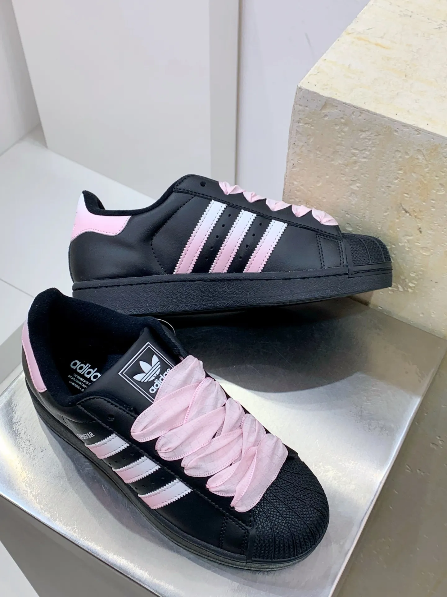 Colorful Adidas Originals Superstar Black Pink Low Shoes – Replica Adidas Edition 559