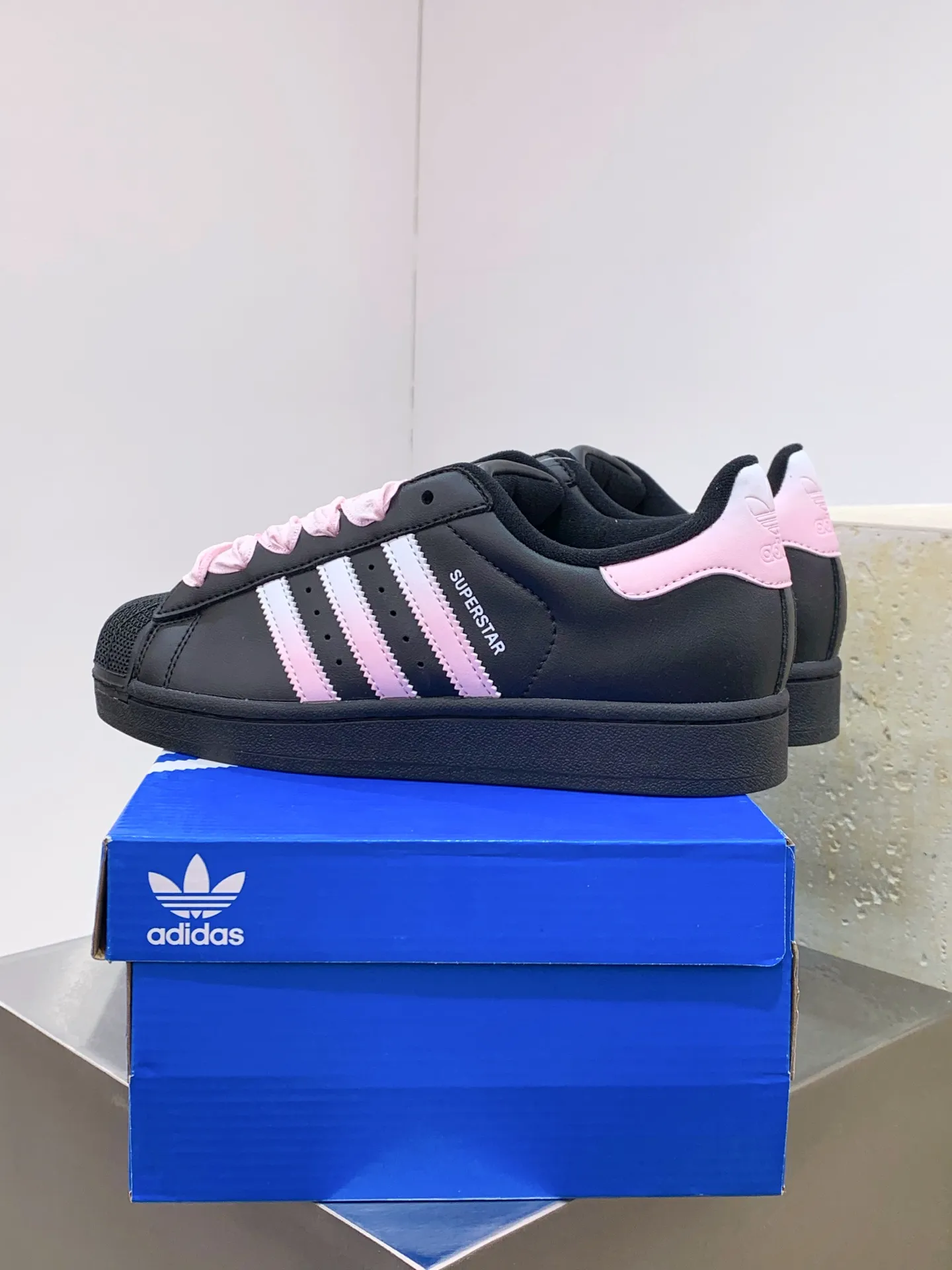Colorful Adidas Originals Superstar Black Pink Low Shoes – Replica Adidas Edition 559