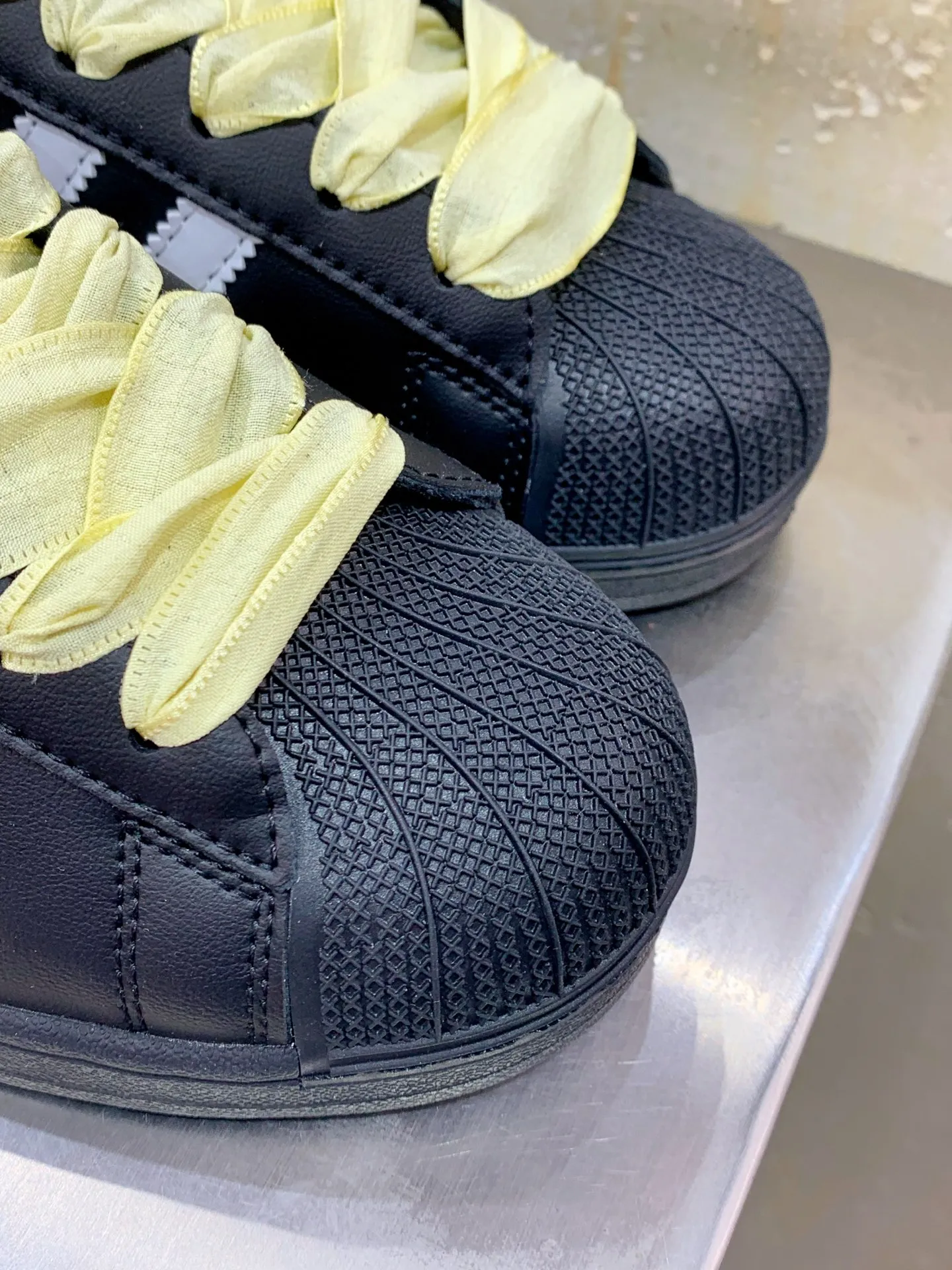 SunProtective Adidas Originals Superstar Core Black Yellow –  Replica Shoes 560