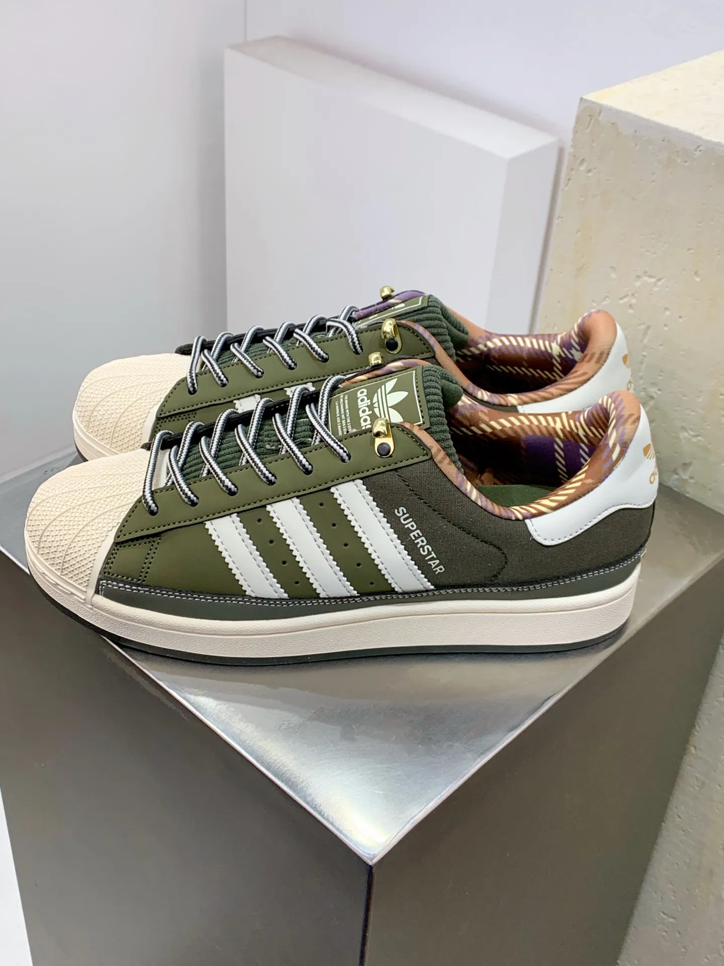 Adidas Originals Superstar Green Shell Toe Replica Shoes Refined 525