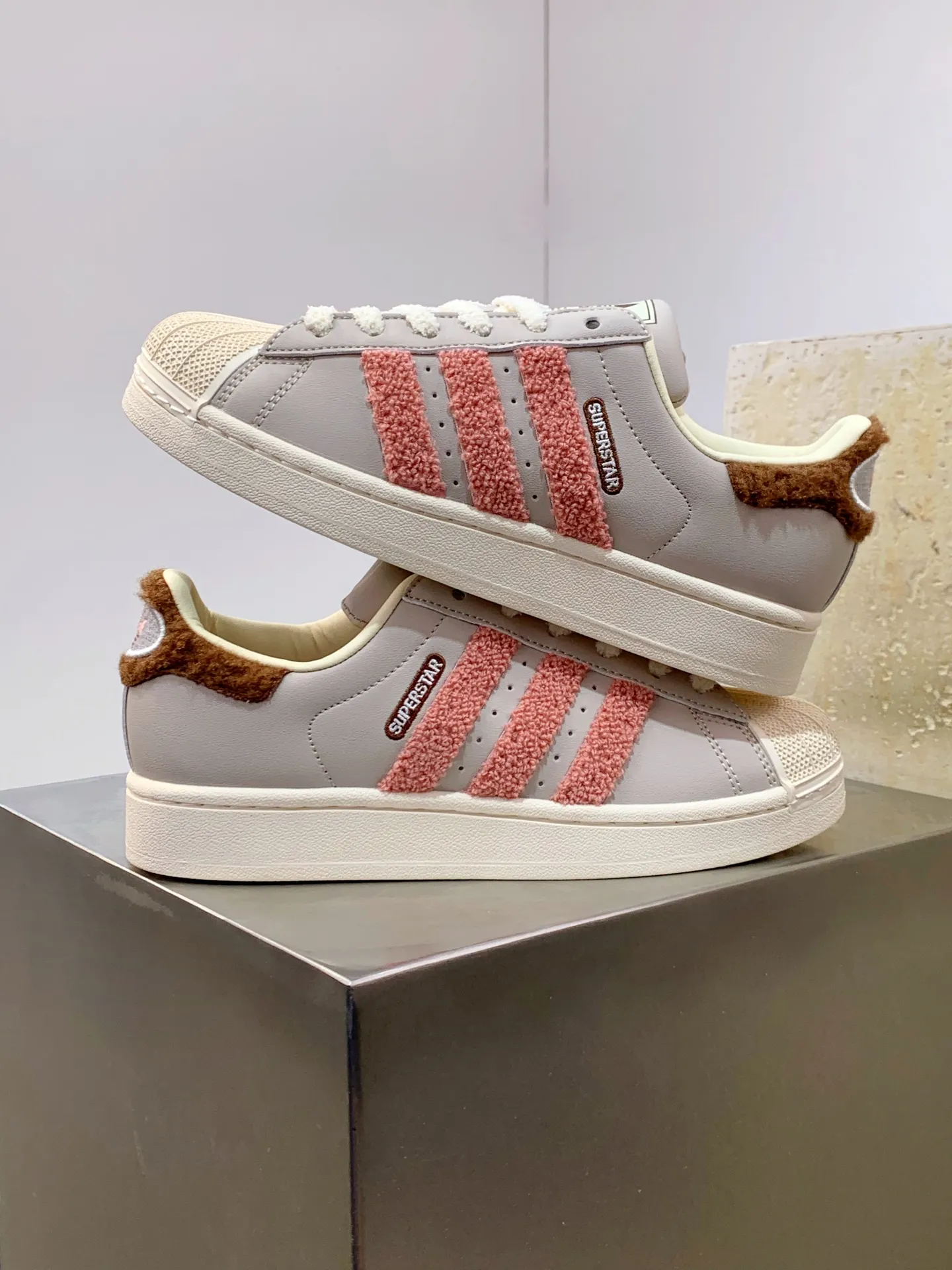 Adidas Originals Superstar Grey Pink Replica Shoes Contemporary 539