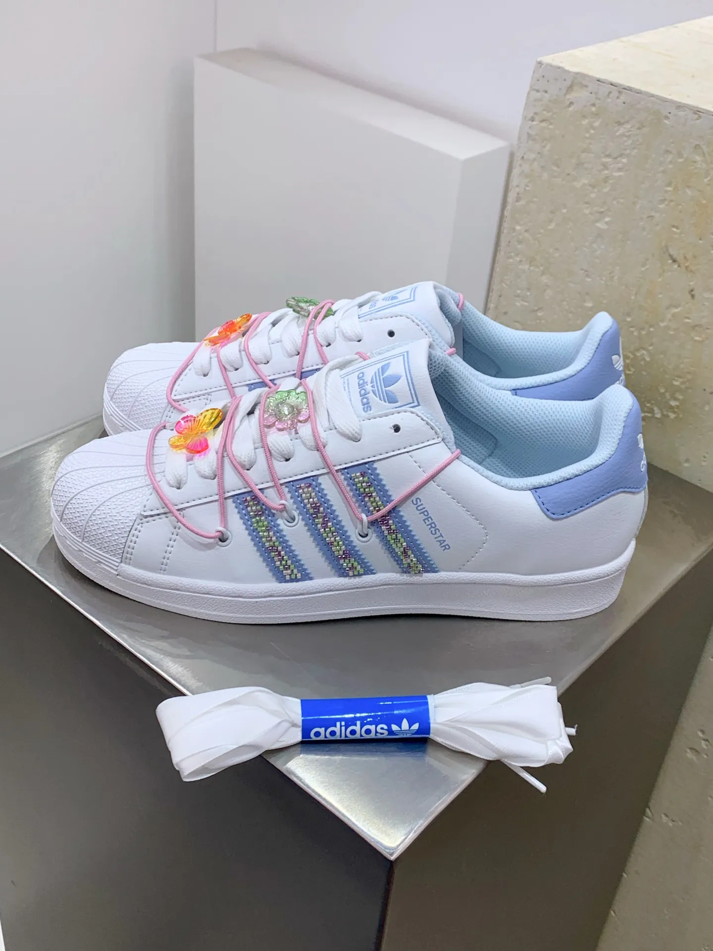 Trendsetting Adidas Originals Superstar II White Blue Low – Replica Adidas Shoes 555