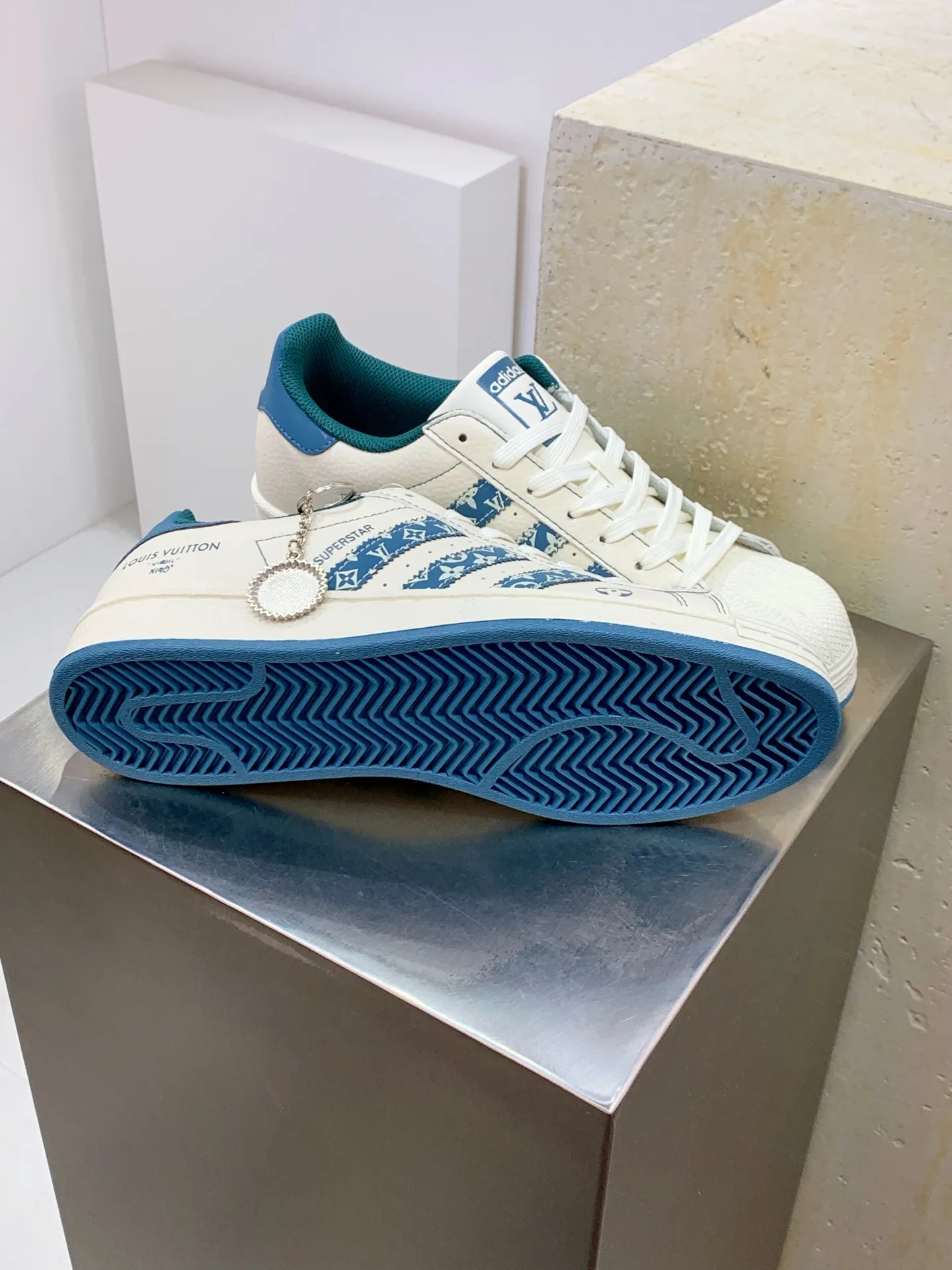Refined Adidas Originals Superstar Louis Vuitton Blue White Replica Shoes 557