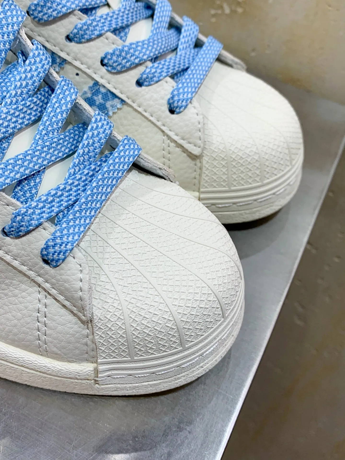 Adidas Originals Superstar Louis Vuitton White Blue Replica Shoes WrinkleFree 552