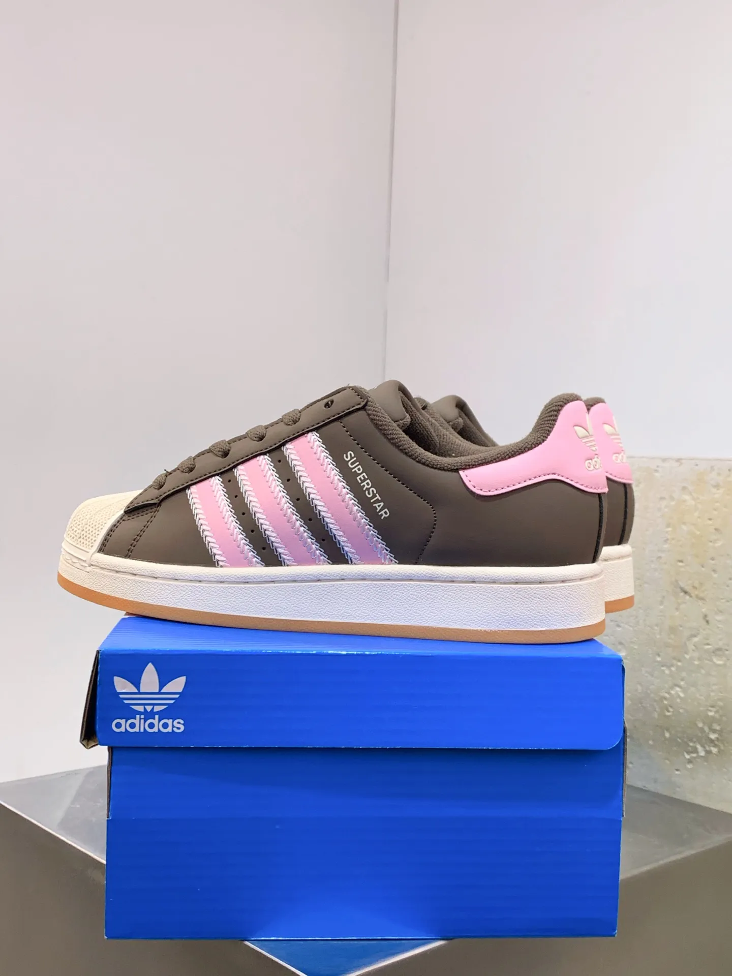 GoAnywhere Adidas Originals Superstar Low Top Sneakers Brown Pink – Replica Adidas Shoes 532