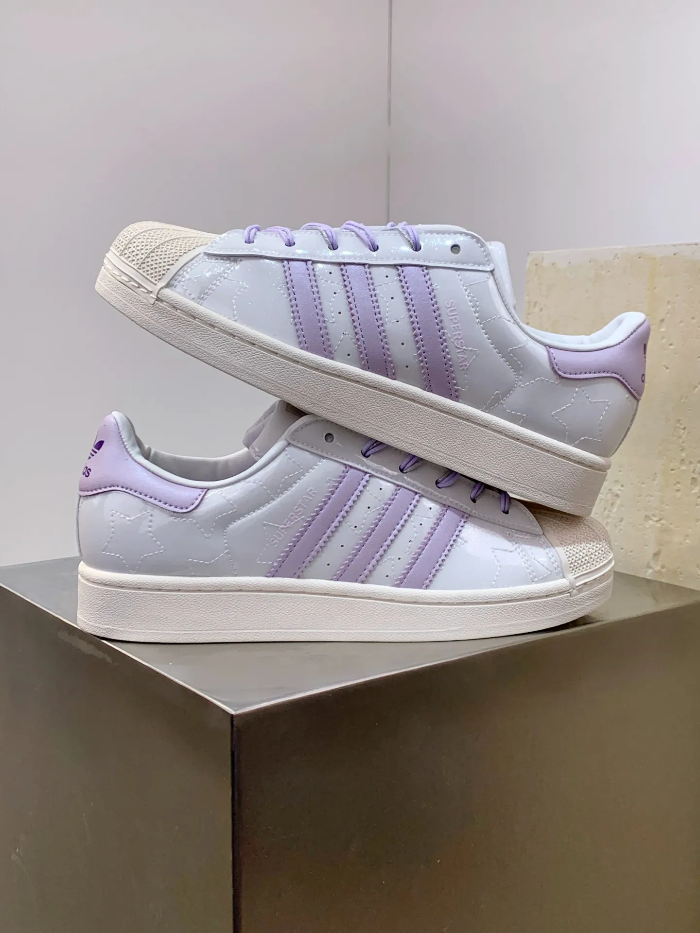 SoftTouch Adidas Originals Superstar White Purple Low Top Replica Shoes 527