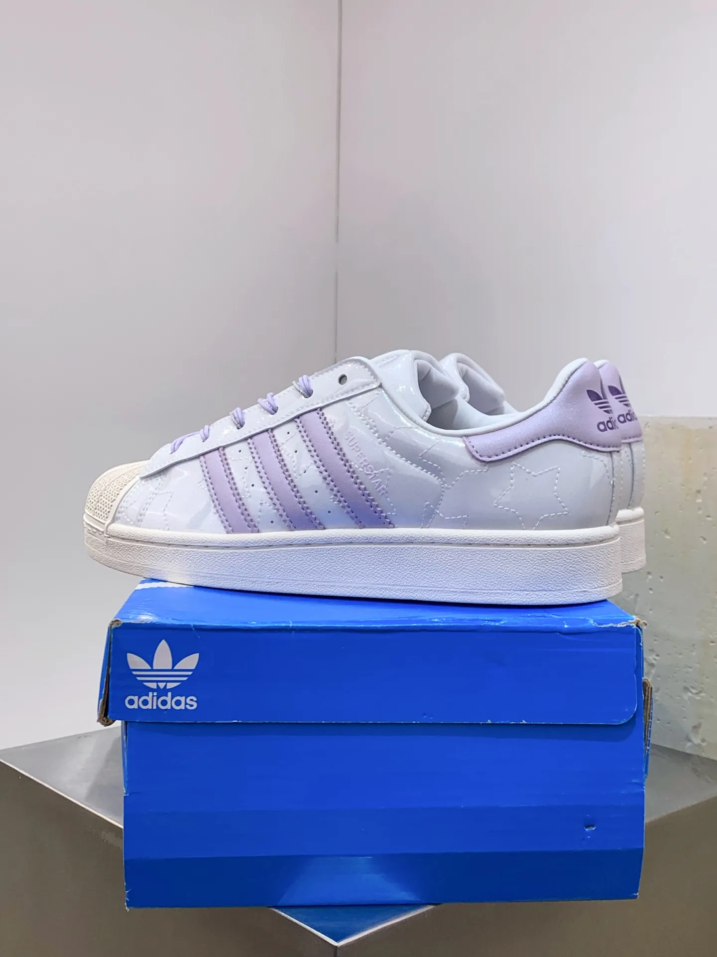 SoftTouch Adidas Originals Superstar White Purple Low Top Replica Shoes 527
