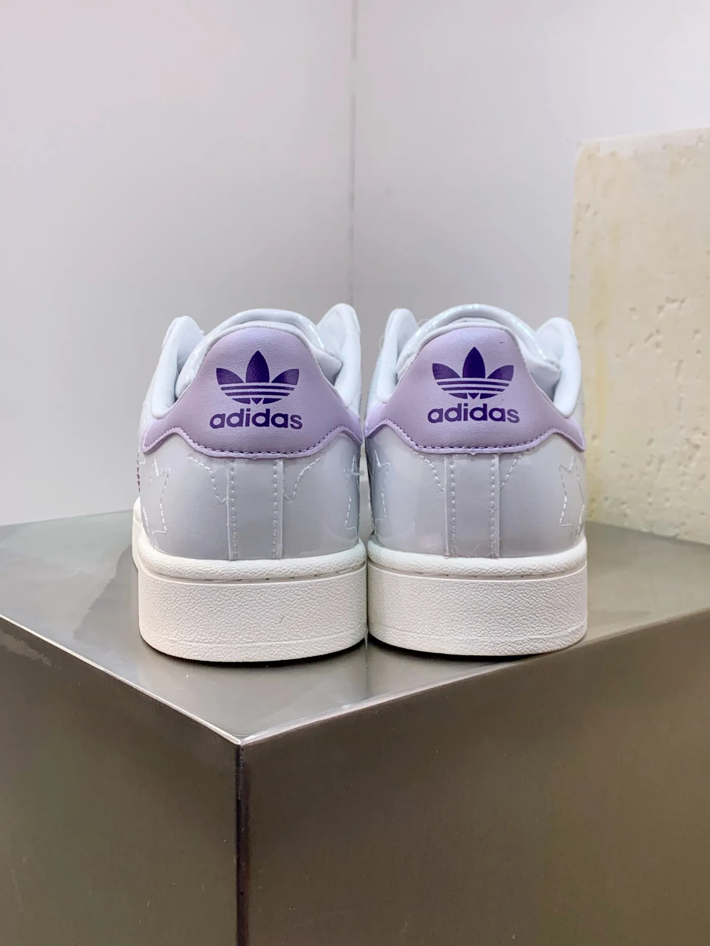 SoftTouch Adidas Originals Superstar White Purple Low Top Replica Shoes 527