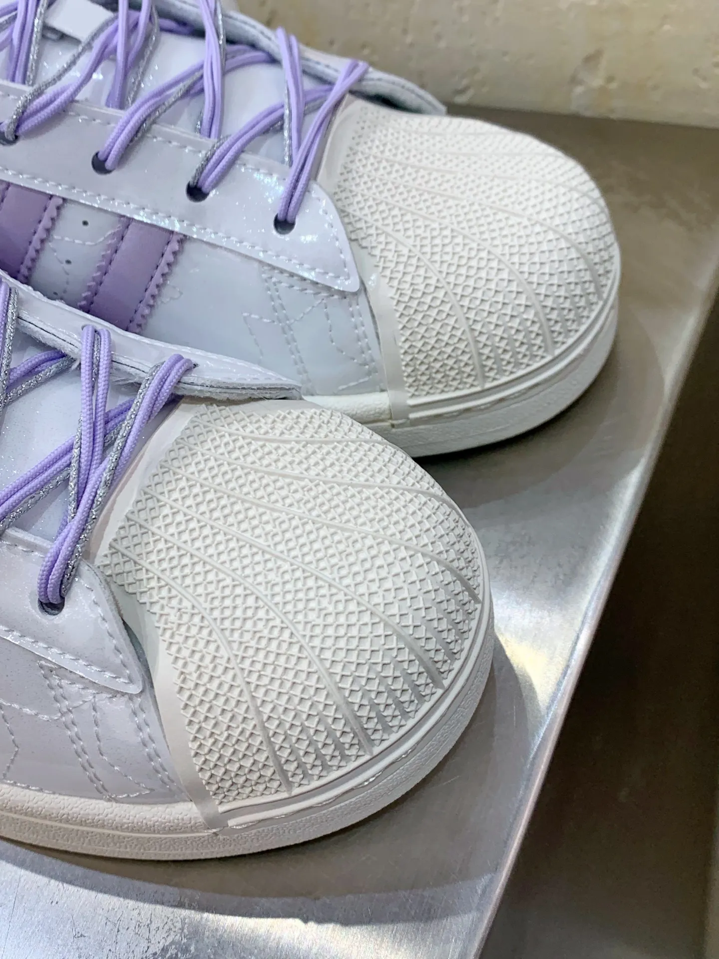 SoftTouch Adidas Originals Superstar White Purple Low Top Replica Shoes 527