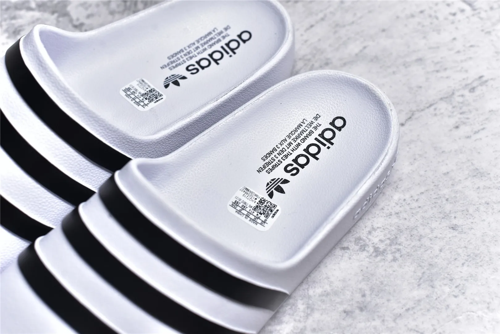 Chic Adidas Originals adilette White Black Slides –  Replica Adidas Shoes & Sneakers 467