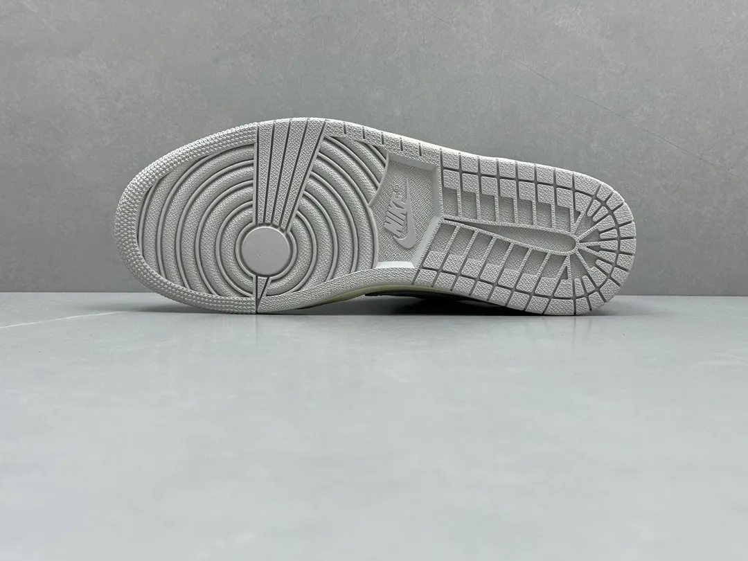 Air Jordan 1 Low ‘Grey White’ – Authentic Version with Replica Nike Style, Sizes 36-46 Including Half Sizes Functional 1229