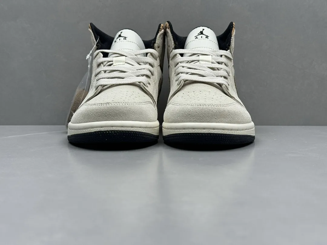 Air Jordan 1 Mid SE ‘Dark Mocha’ – Men’s Basketball Shoes with Replica Nike Design, Brown Black, Sizes 36-46 Including Half Sizes Functional 1203