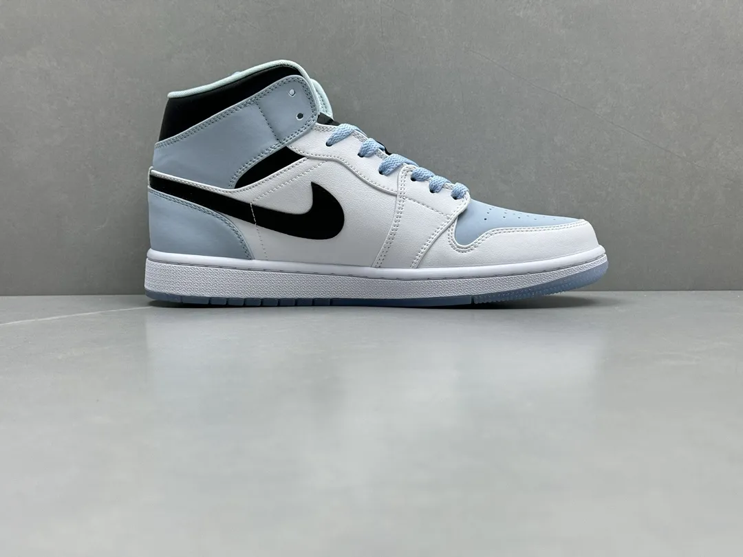 TechFriendly Air Jordan 1 Mid SE ‘UNC’ – Blue White Colorway, Authentic Version, Rep Shoes for Men and Women, Replica Nikes Sizes 36-46 Including Half Sizes 1194
