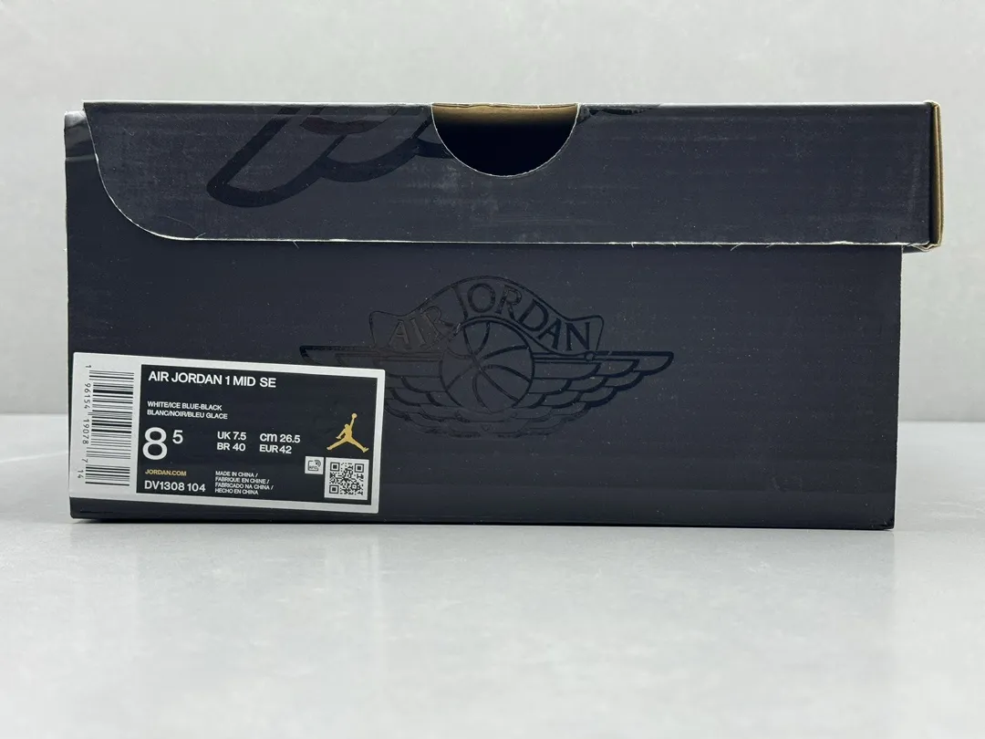TechFriendly Air Jordan 1 Mid SE ‘UNC’ – Blue White Colorway, Authentic Version, Rep Shoes for Men and Women, Replica Nikes Sizes 36-46 Including Half Sizes 1194