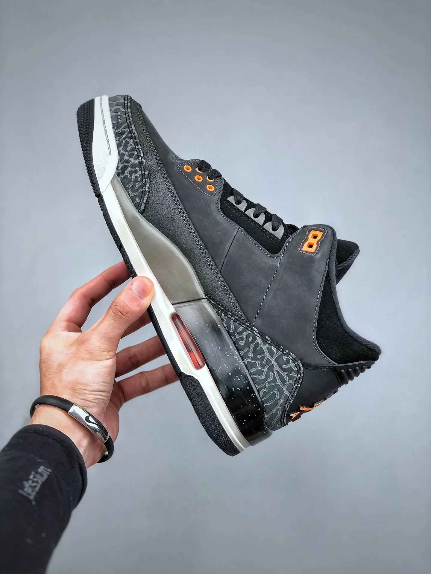 Supportive Air Jordan 3 Retro “Fear” – Dark Grey Orange High-Top Rep Shoes & Nike Replica Sneakers 1187