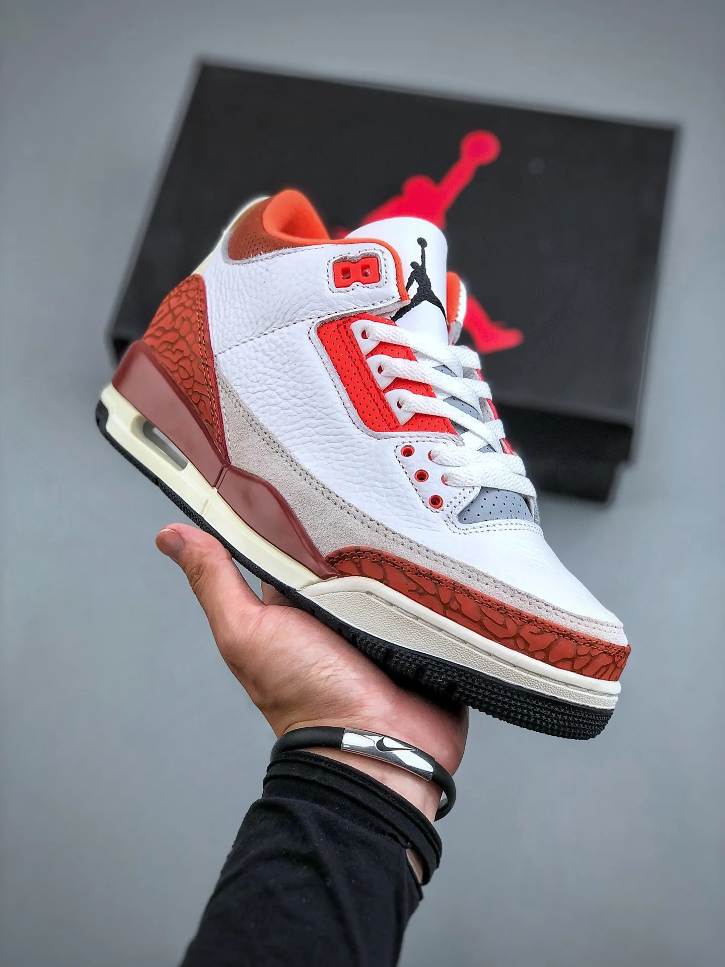 Air Jordan 3 Retro ‘Red Crackle’ – White Red – Replica Sneakers – Basketball Shoes – Sizes 36-47. Cozy 1183