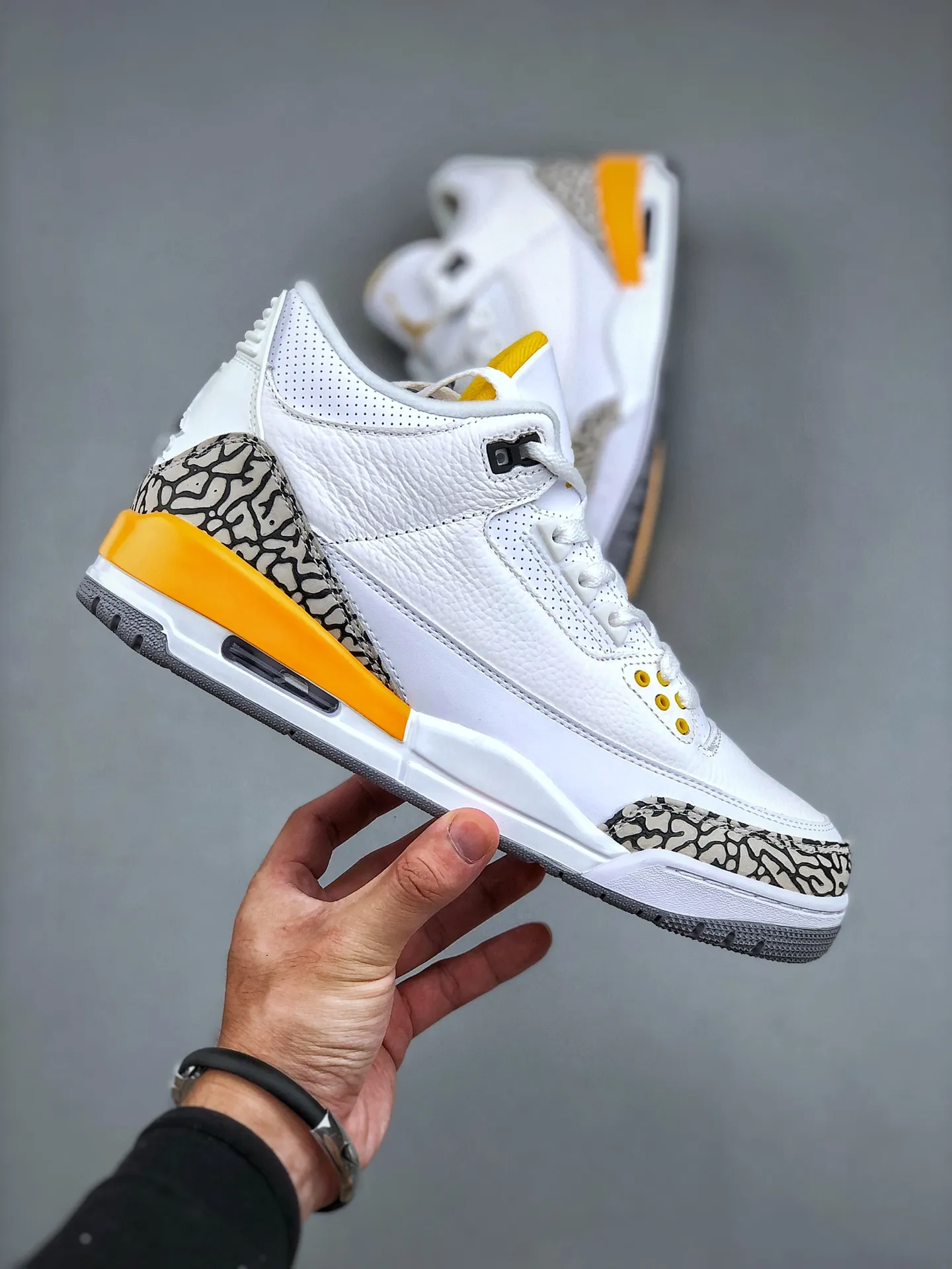 Air Jordan 3 WMNS “Laser Orange” – White Orange Grey – Replica Sneakers for Women – Sizes 35.5-47 (Half Sizes) – Style Code: CK9246- Durable 1181