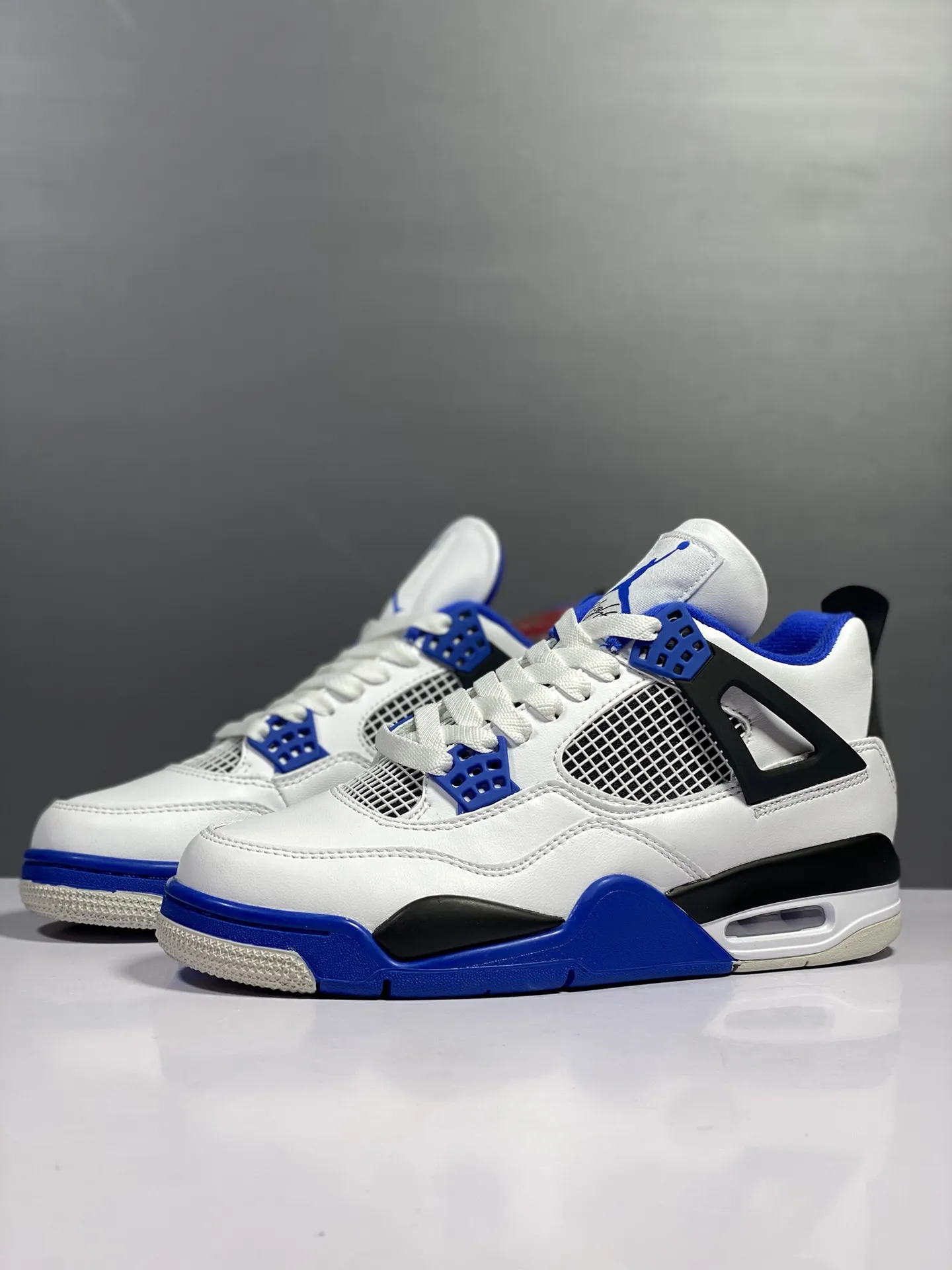 Chic Air Jordan 4 Retro ‘Racing Blue’ – White Blue Black – High Quality Rep Shoes – Multiple Sizes Available 1158