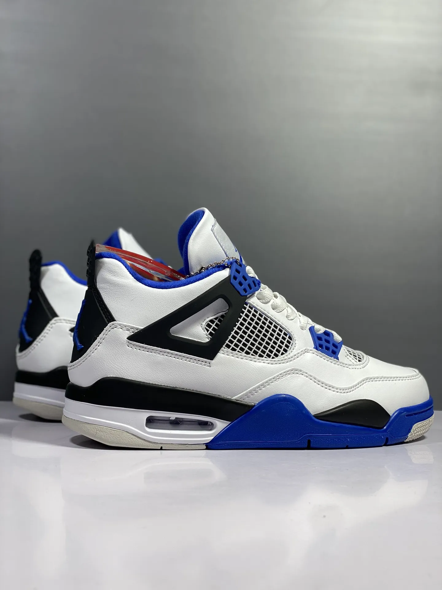 Chic Air Jordan 4 Retro ‘Racing Blue’ – White Blue Black – High Quality Rep Shoes – Multiple Sizes Available 1158
