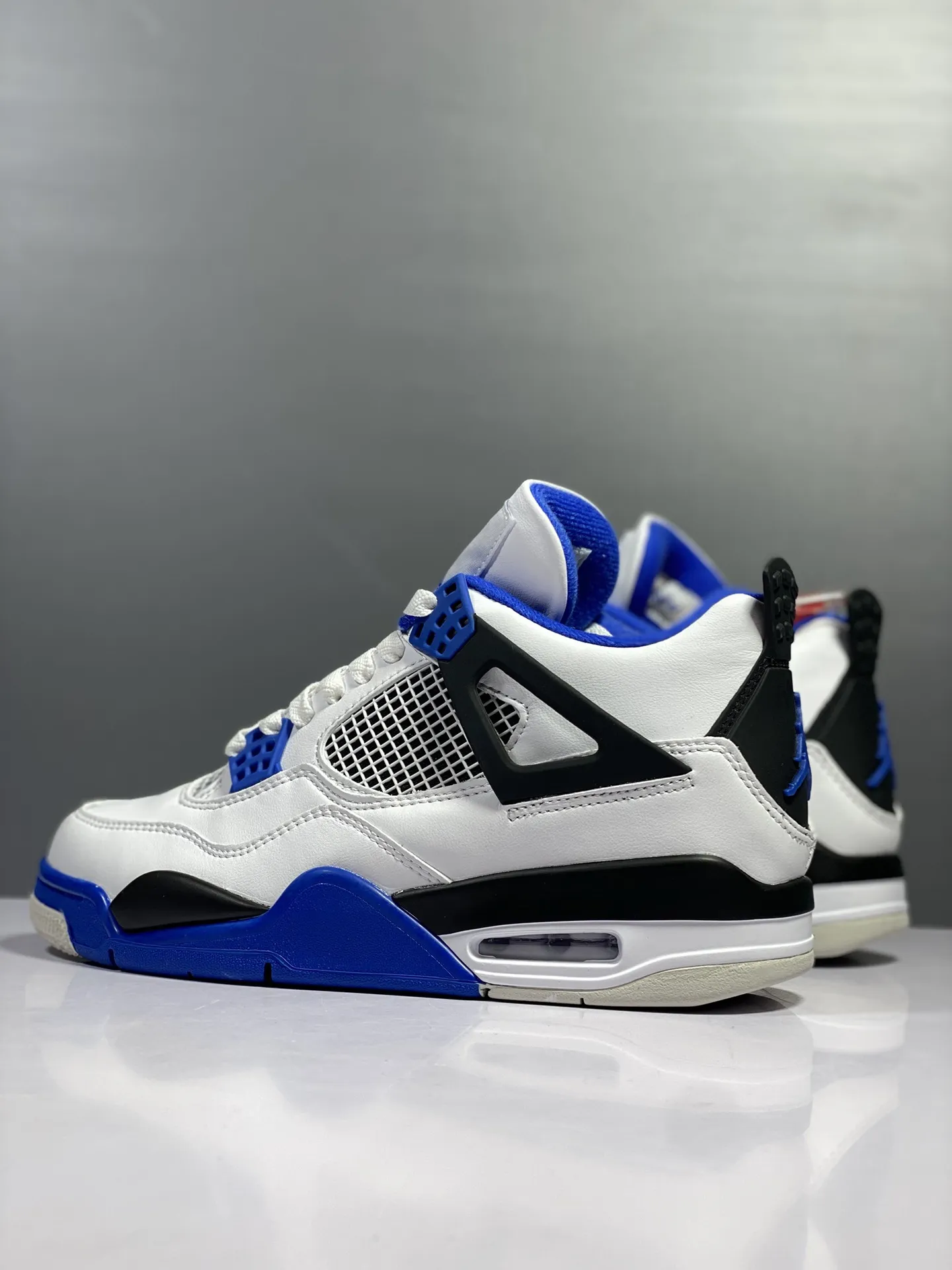 Chic Air Jordan 4 Retro ‘Racing Blue’ – White Blue Black – High Quality Rep Shoes – Multiple Sizes Available 1158