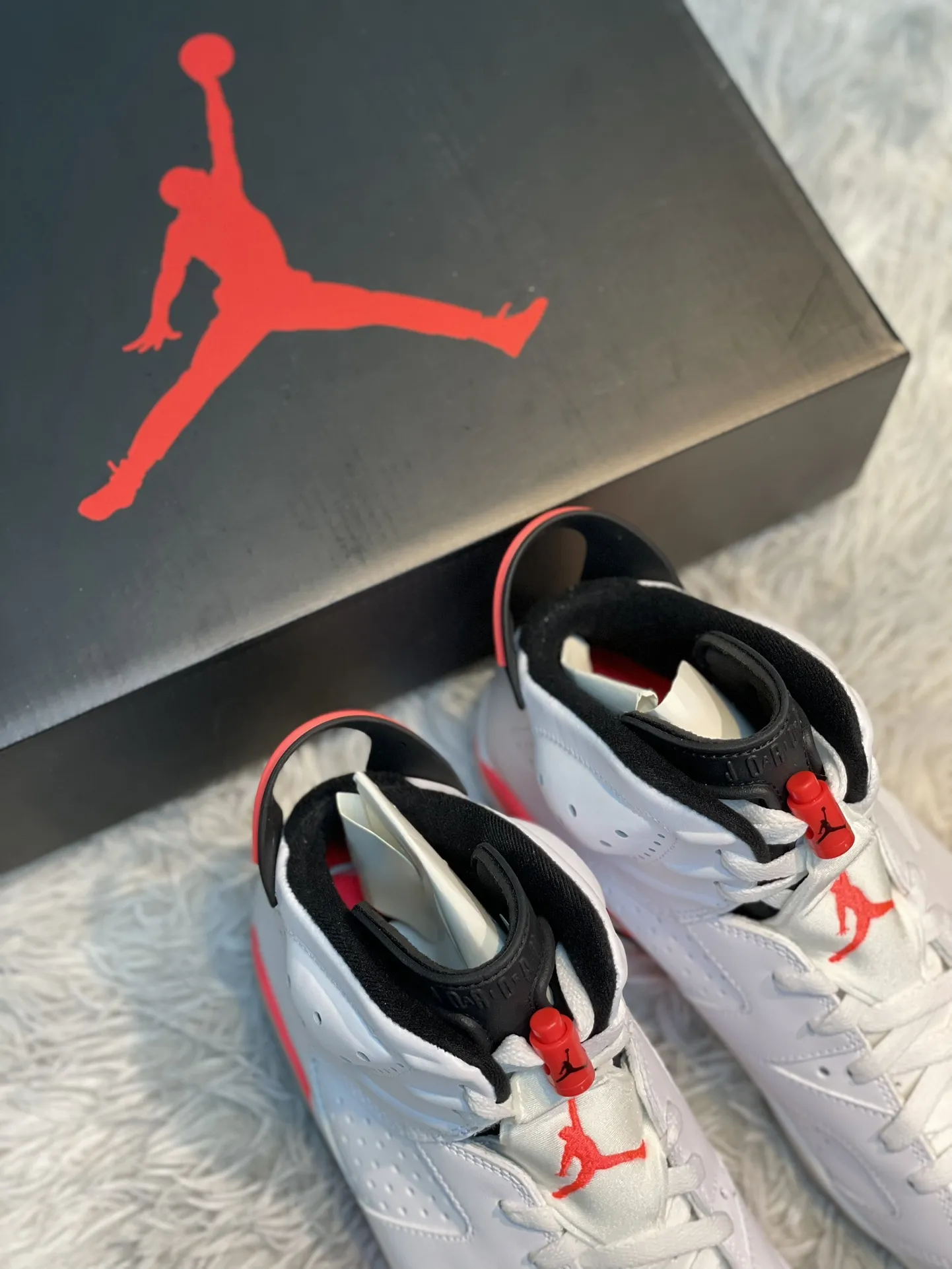 Snug Air Jordan 6 AJ6 Infrared White – Cherry Red – High Top Sneakers – High Quality Replica Shoes (Multiple Sizes Available 1115
