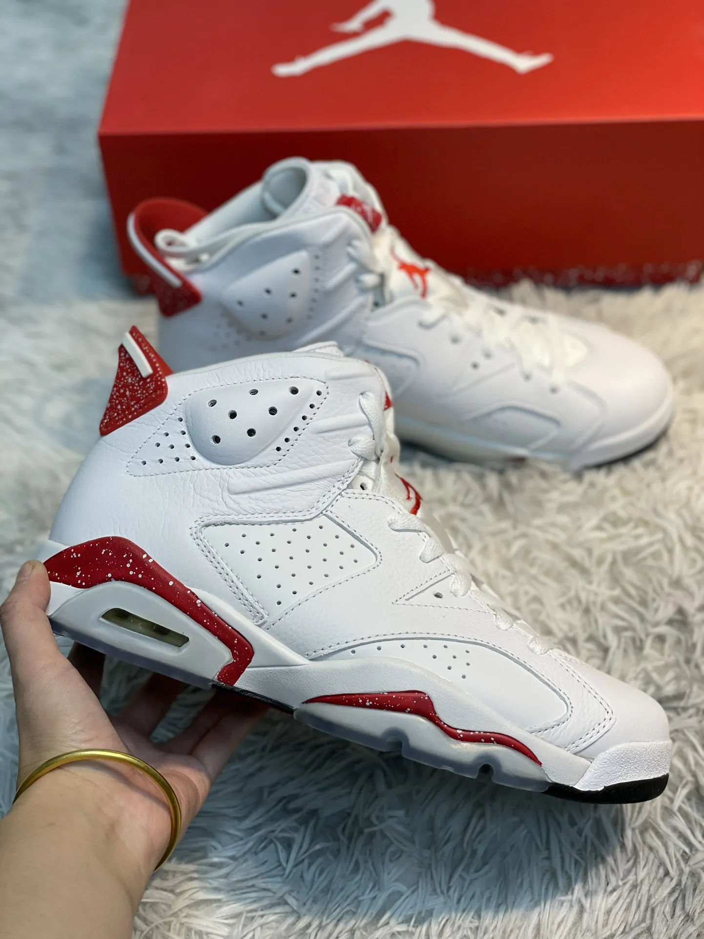Air Jordan 6 Retro AJ6 Oreo Basketball Shoes – White Red, High Quality Replica Shoes, Multiple Sizes Available Minimalist 1112