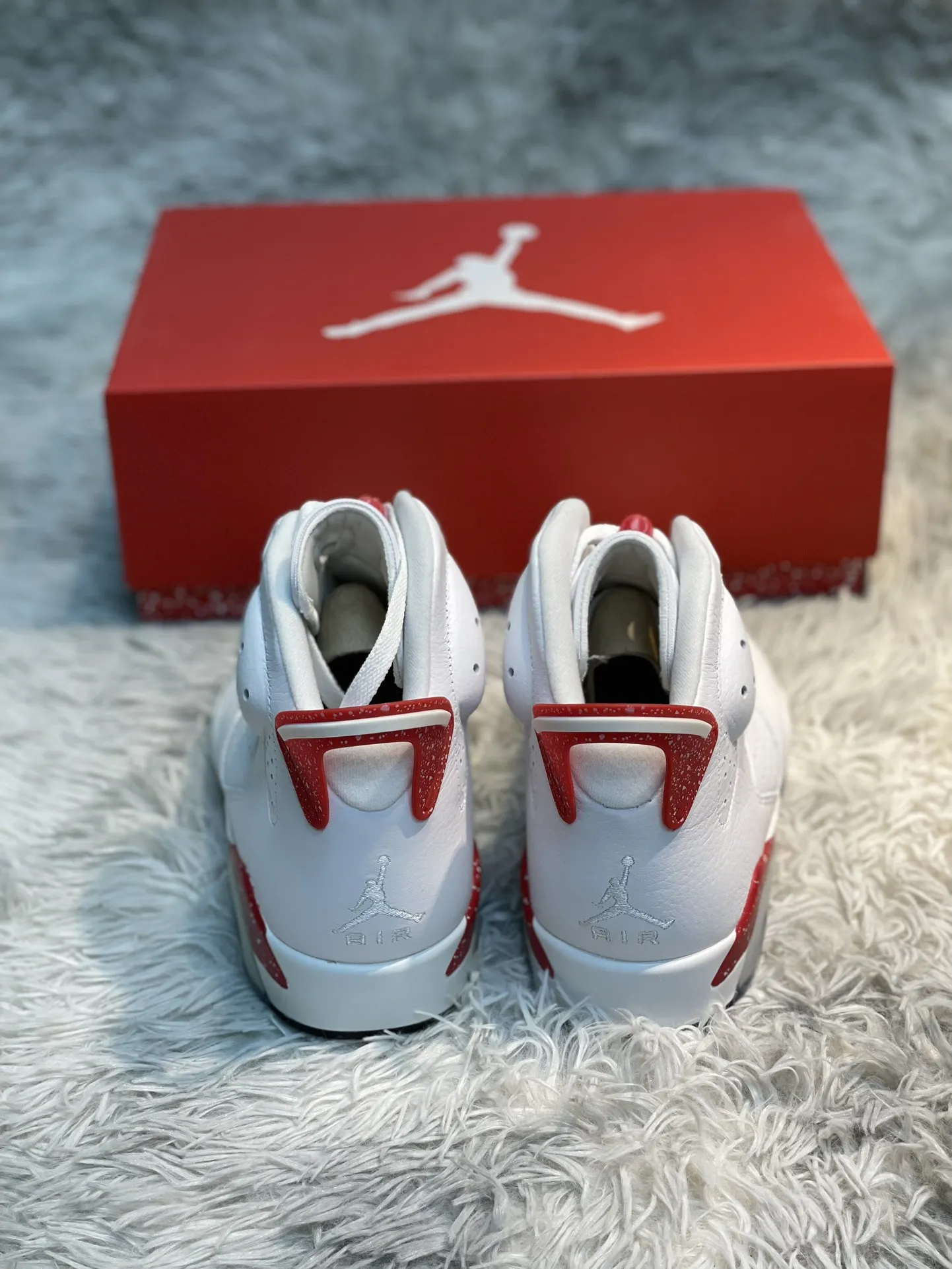 Air Jordan 6 Retro AJ6 Oreo Basketball Shoes – White Red, High Quality Replica Shoes, Multiple Sizes Available Minimalist 1112