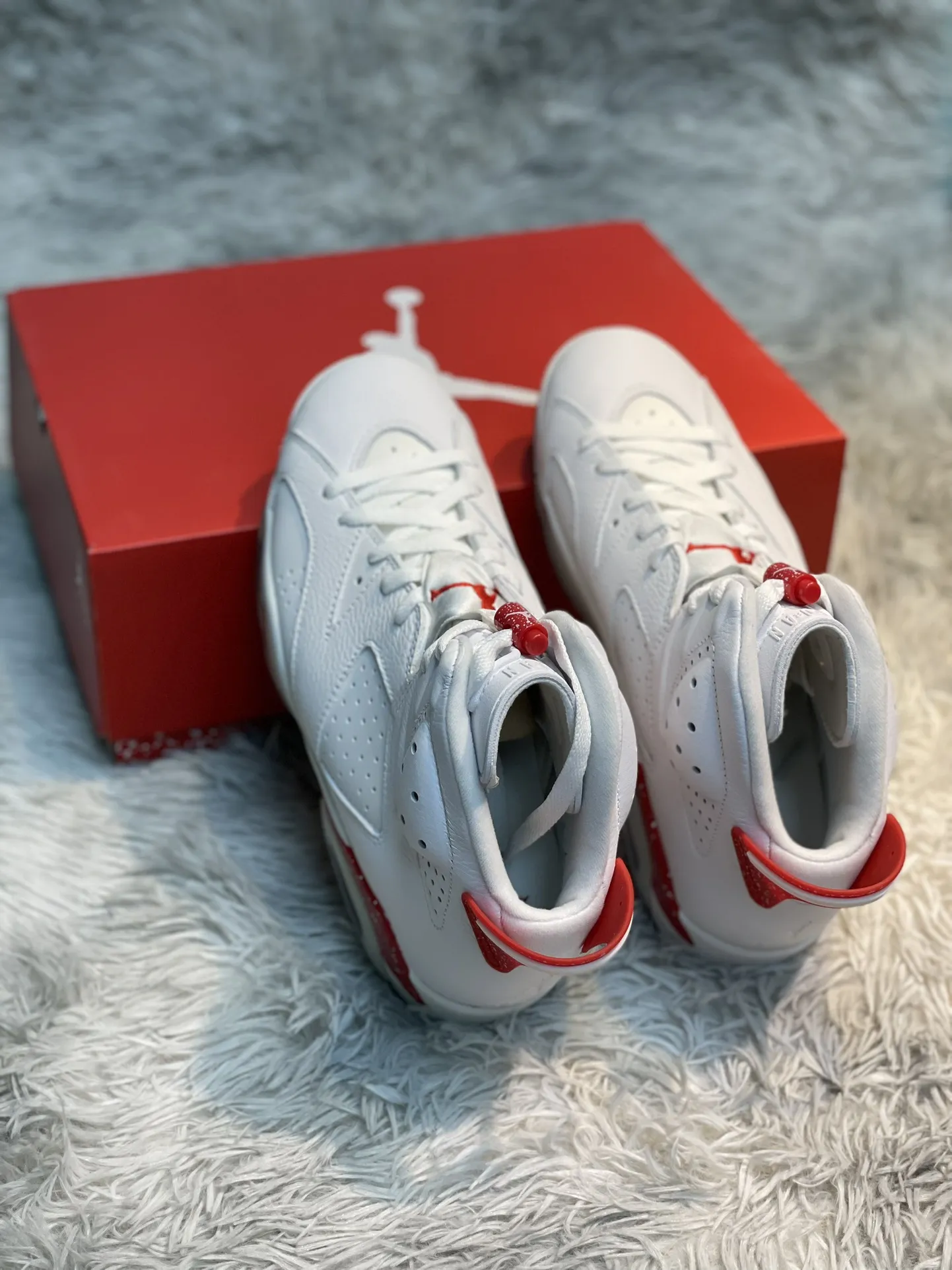 Air Jordan 6 Retro AJ6 Oreo Basketball Shoes – White Red, High Quality Replica Shoes, Multiple Sizes Available Minimalist 1112