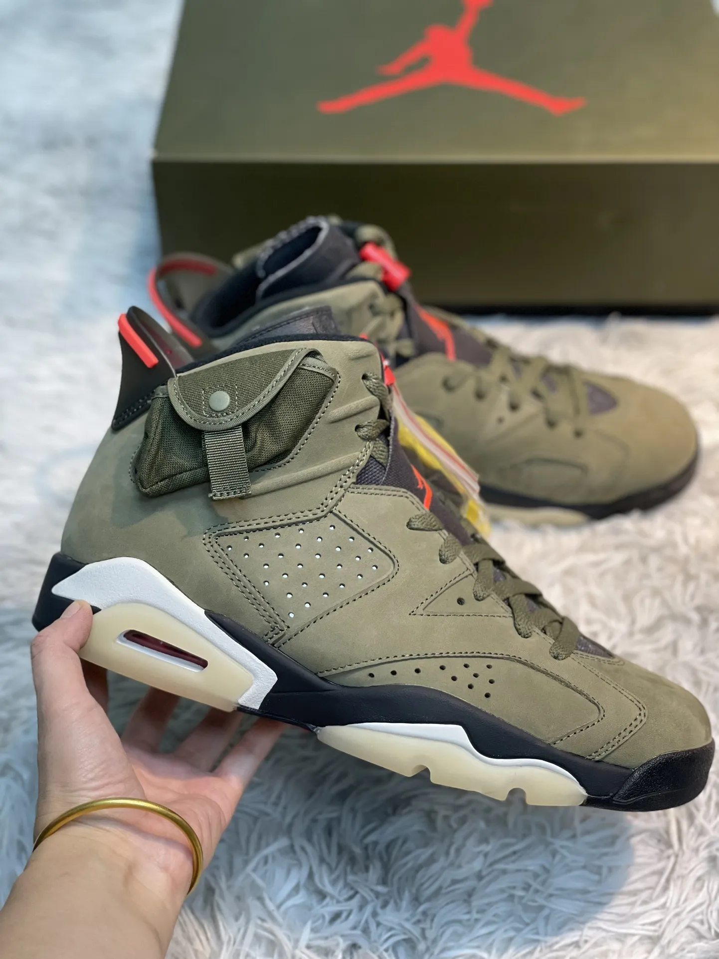 Air Jordan 6 x Travis Scott AJ6 TS Olive Glow Glow-in-the-Dark Sneakers – High Quality Rep Shoes Size 40-47. Functional 1114