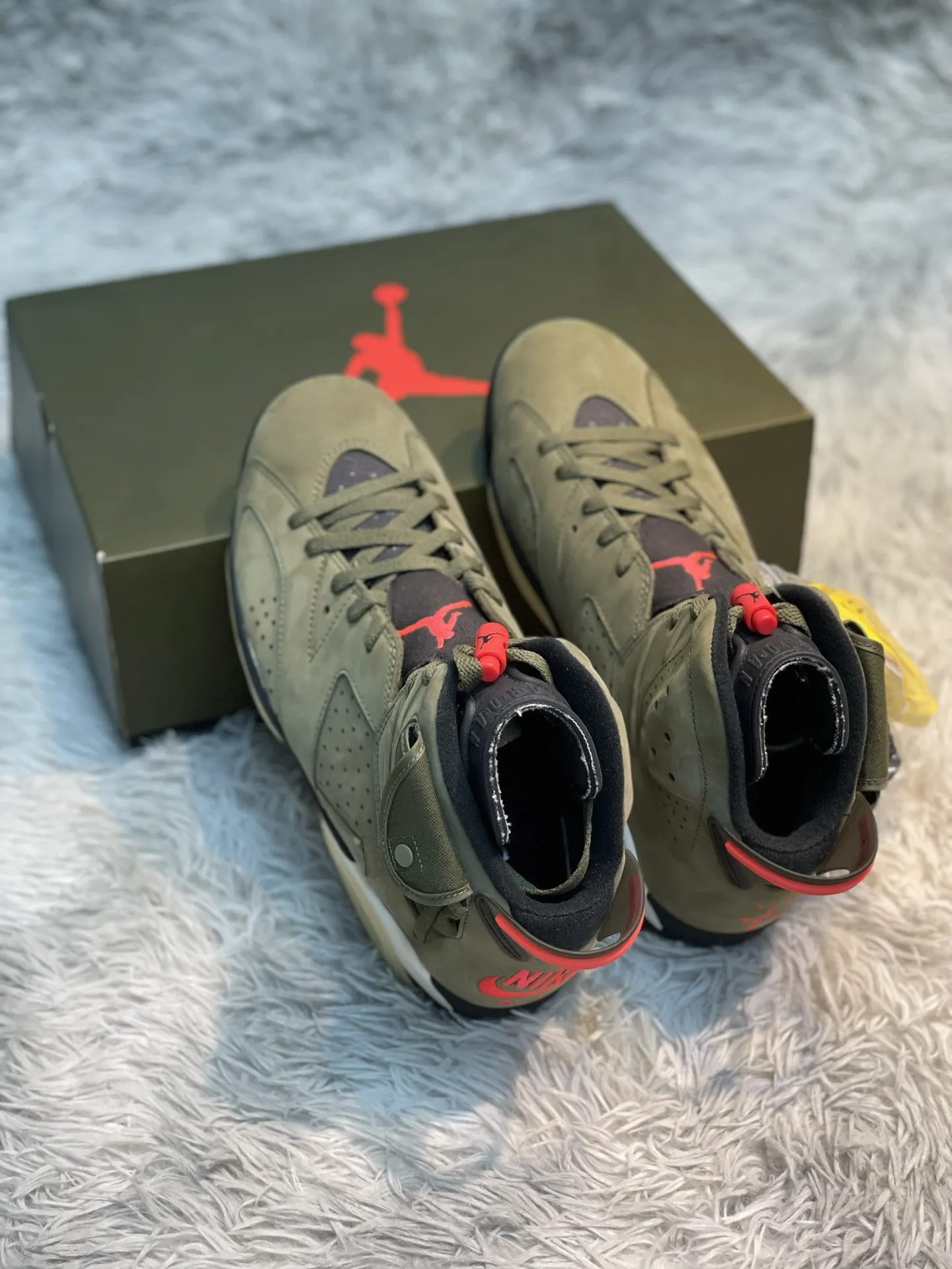 Air Jordan 6 x Travis Scott AJ6 TS Olive Glow Glow-in-the-Dark Sneakers – High Quality Rep Shoes Size 40-47. Functional 1114