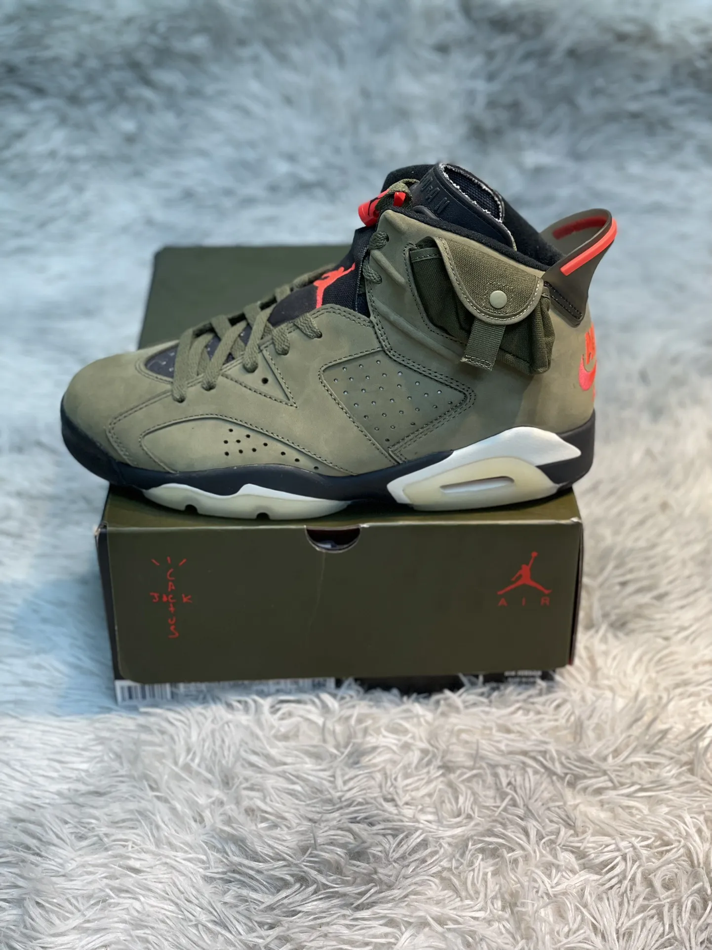 Air Jordan 6 x Travis Scott AJ6 TS Olive Glow Glow-in-the-Dark Sneakers – High Quality Rep Shoes Size 40-47. Functional 1114