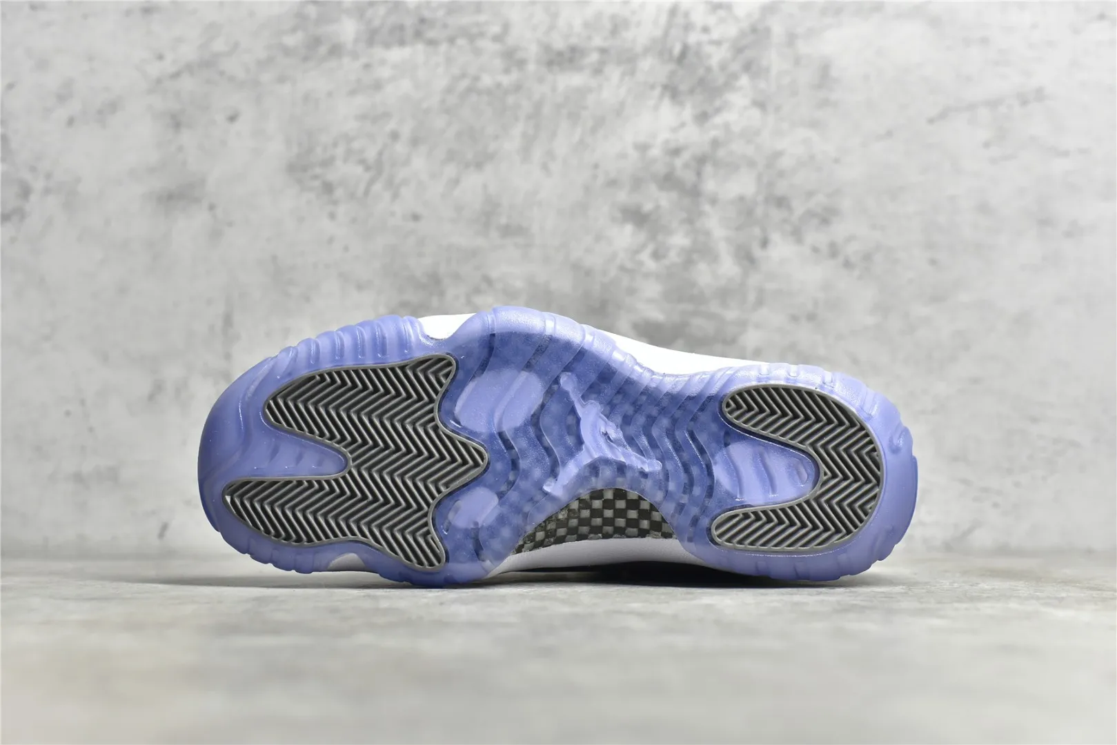 Upgraded Air Jordan AJ11 Concord High – Grey White – Authentic Carbon Fiber Edition – High Quality Rep Shoes Edition 1102